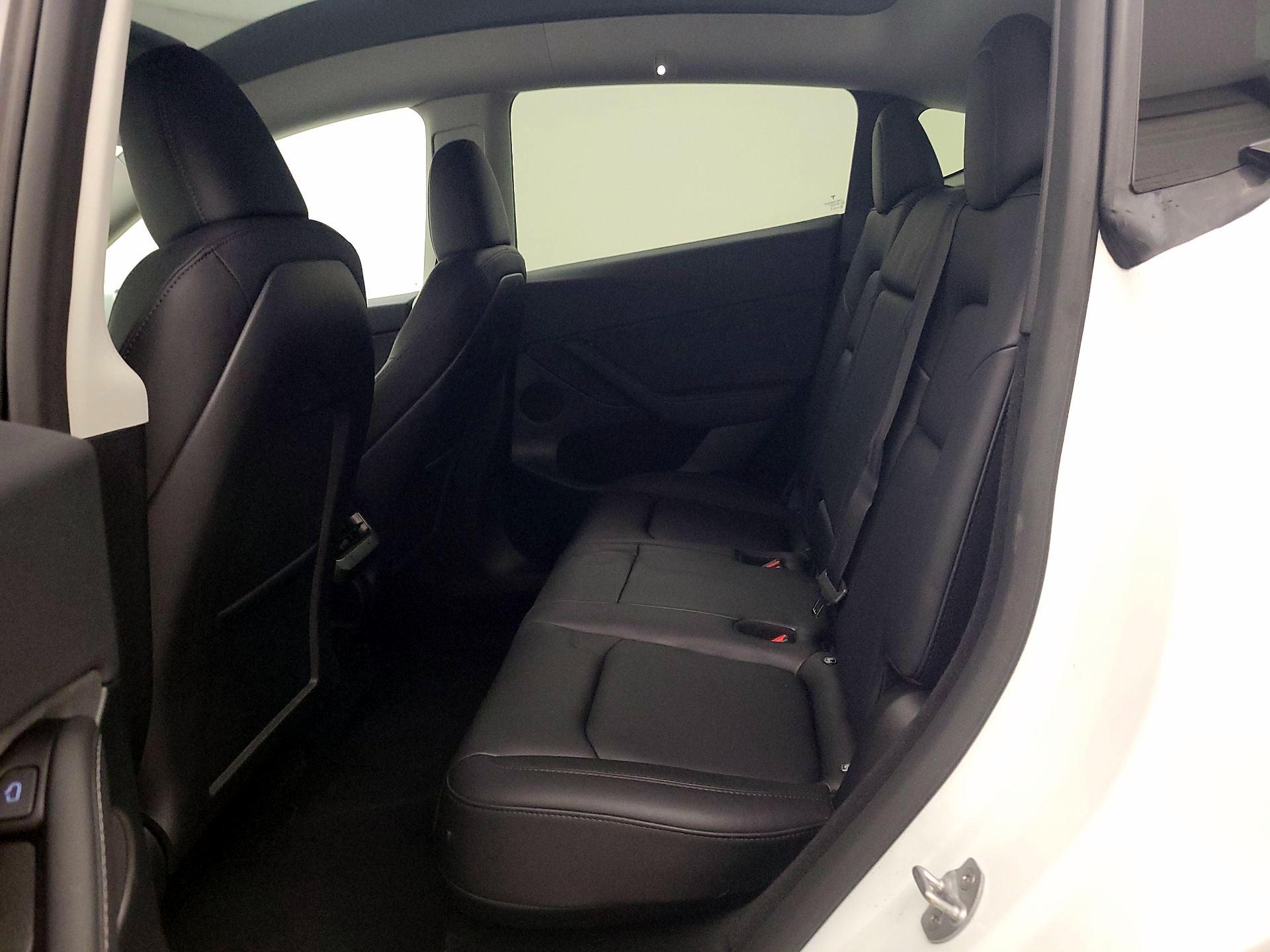 Thumbnail: 2023 Tesla Model Y - 18