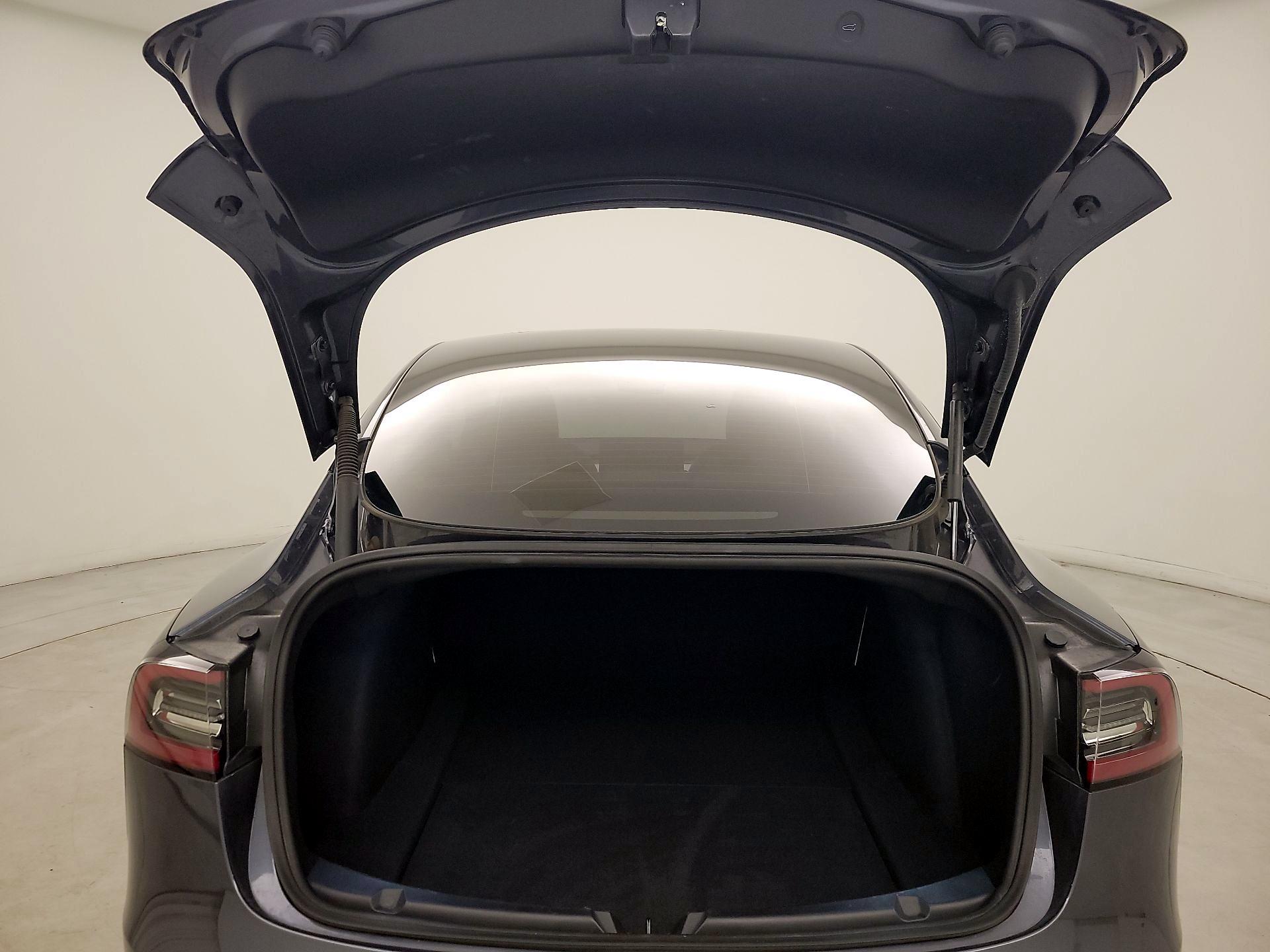 Thumbnail: 2022 Tesla Model 3 - 19