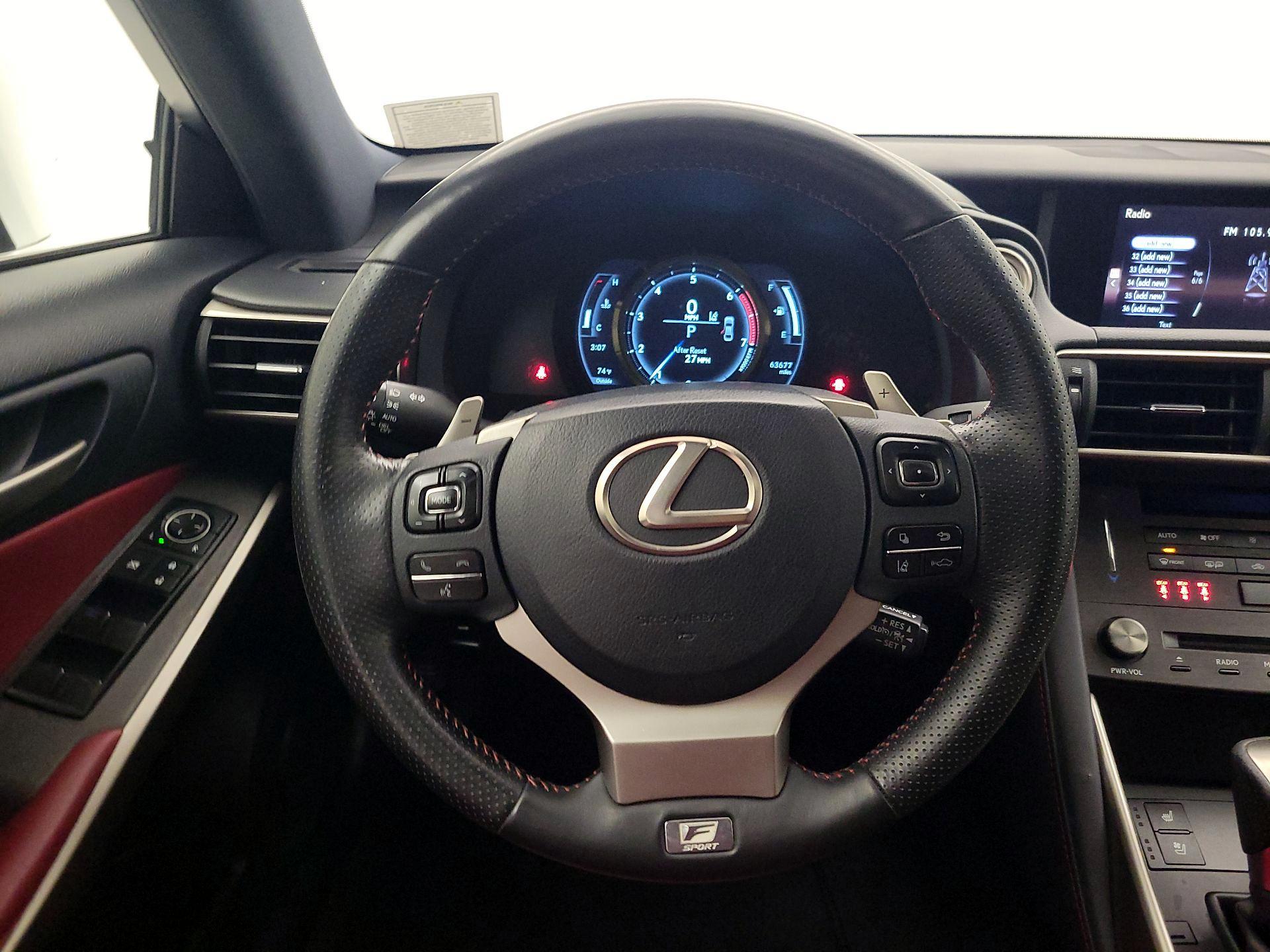 Thumbnail: 2019 Lexus IS - 10