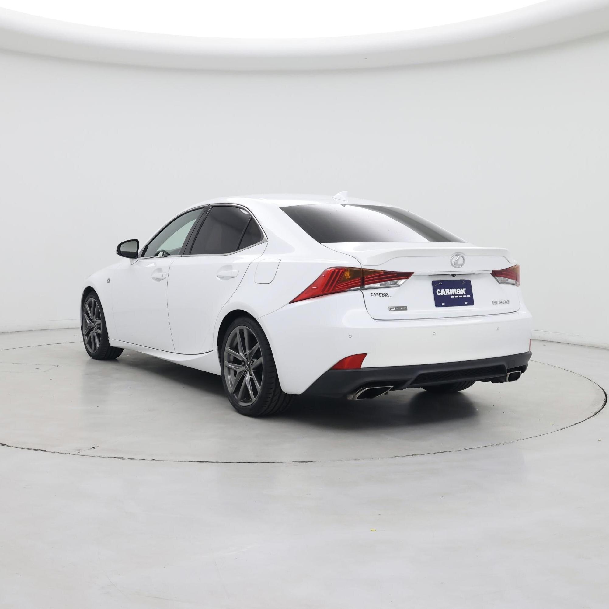 Thumbnail: 2019 Lexus IS - 2