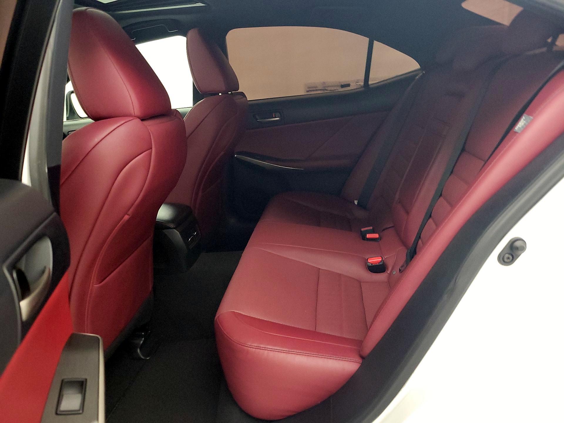 Thumbnail: 2019 Lexus IS - 20