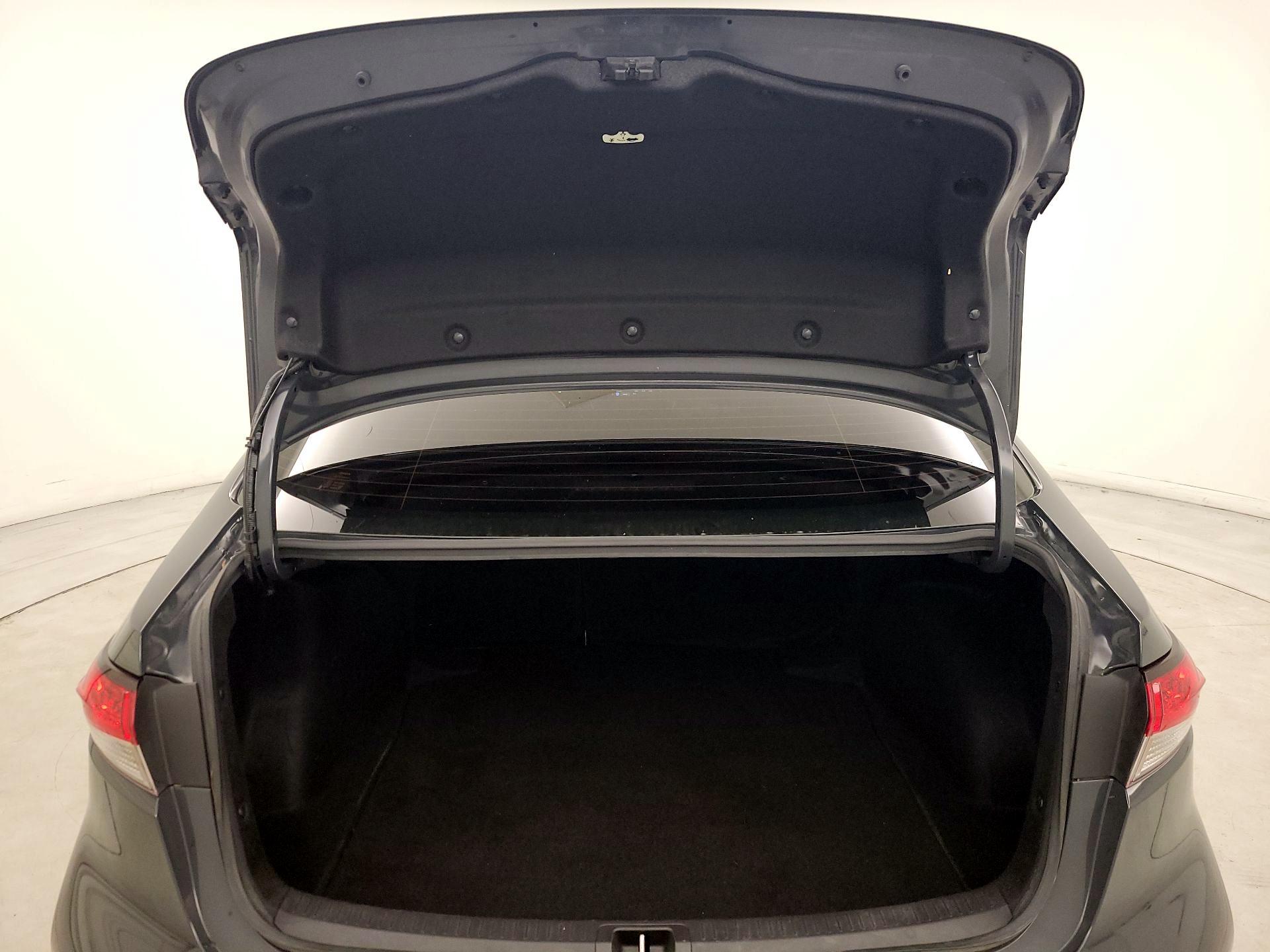 Thumbnail: 2024 Toyota Corolla - 19