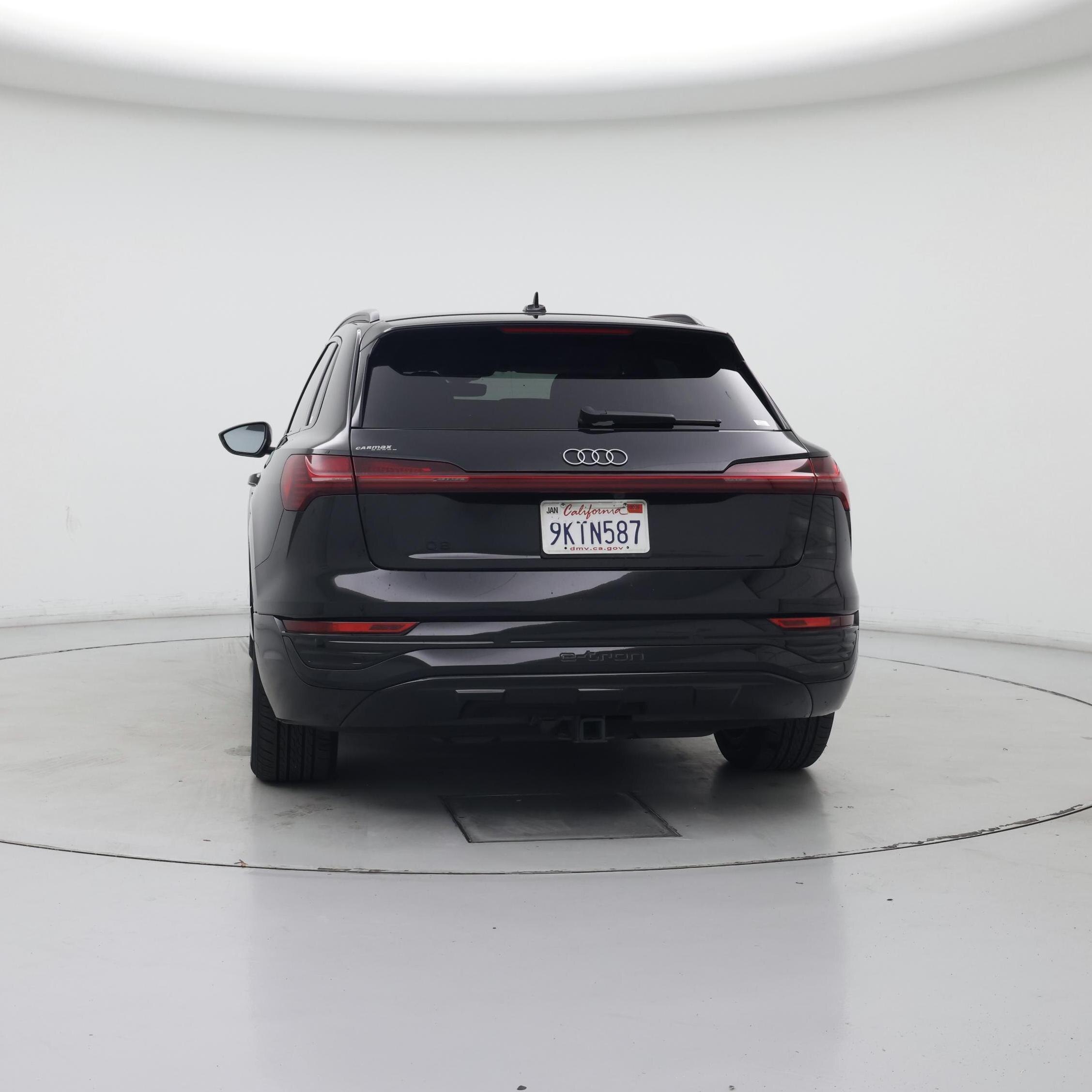 Thumbnail: 2024 Audi Q8 e-tron - 6