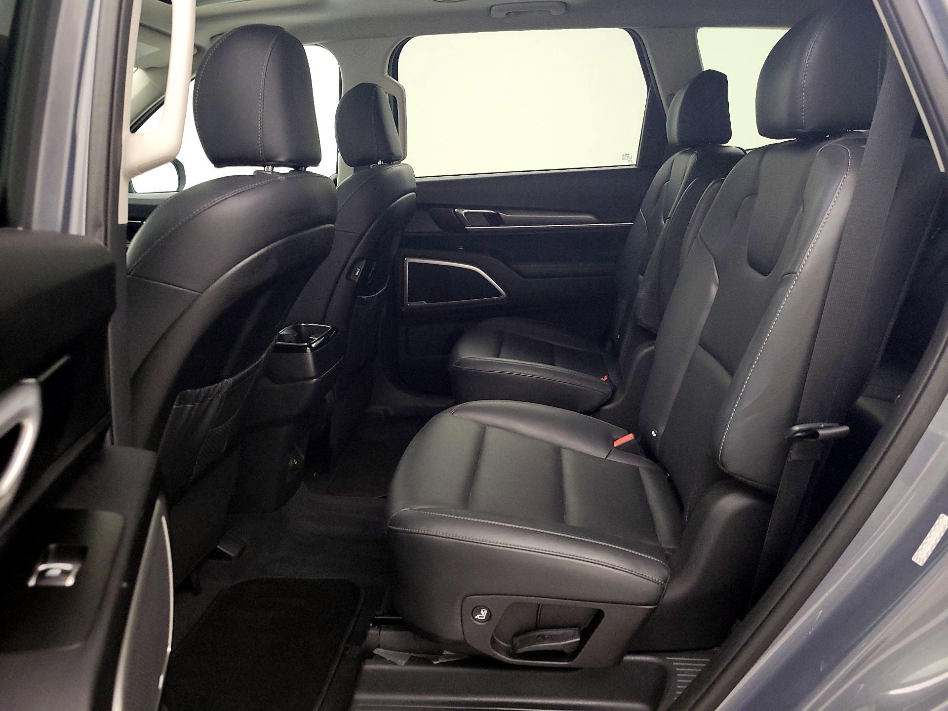 Thumbnail: 2020 Kia Telluride - 20