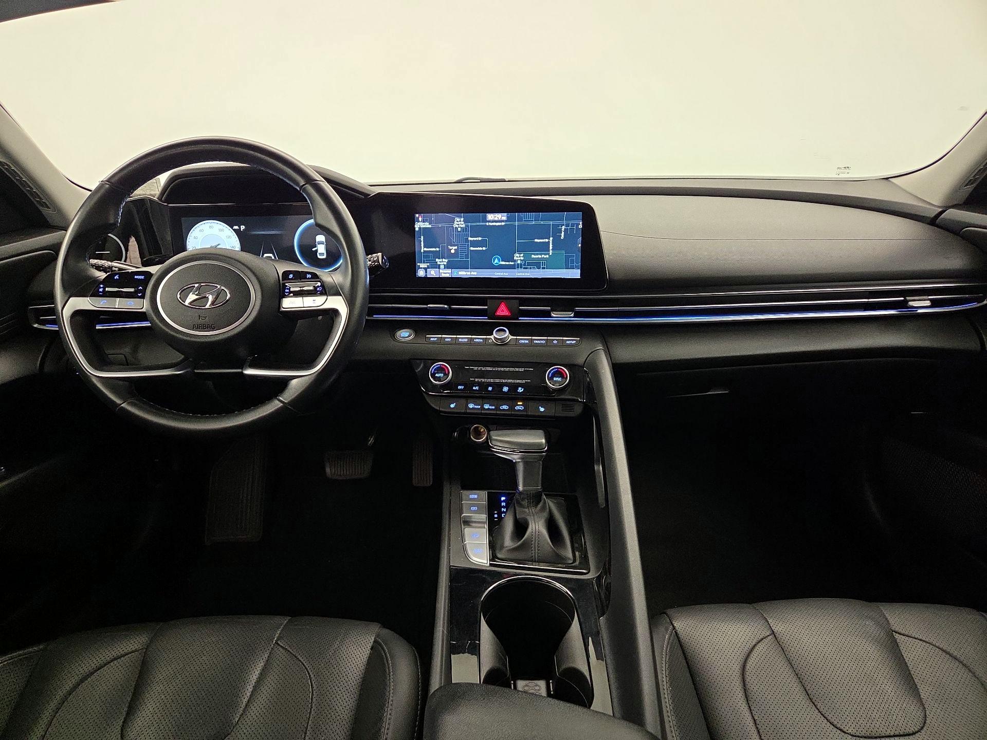 Thumbnail: 2022 Hyundai Elantra - 9