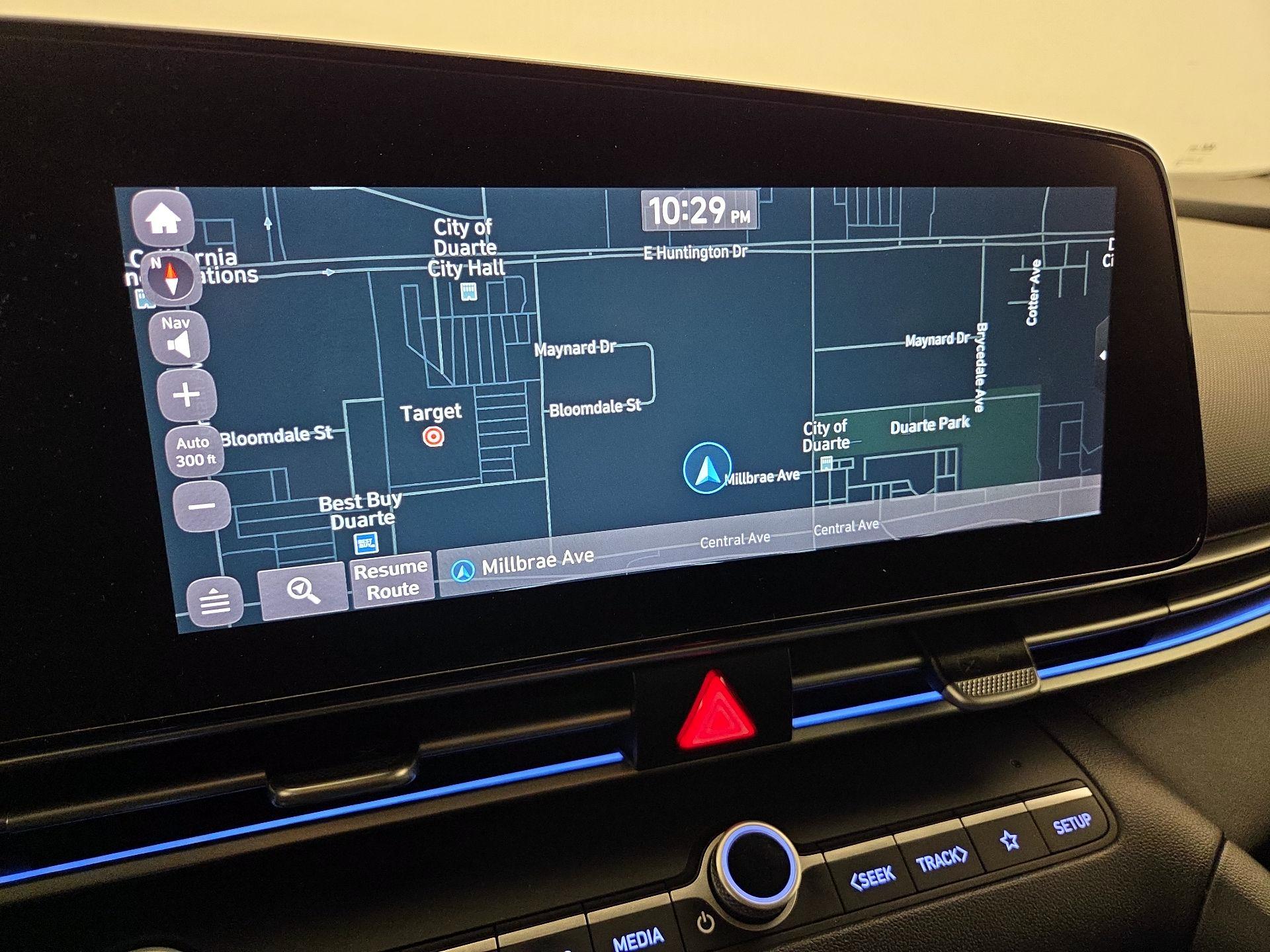 Thumbnail: 2022 Hyundai Elantra - 14