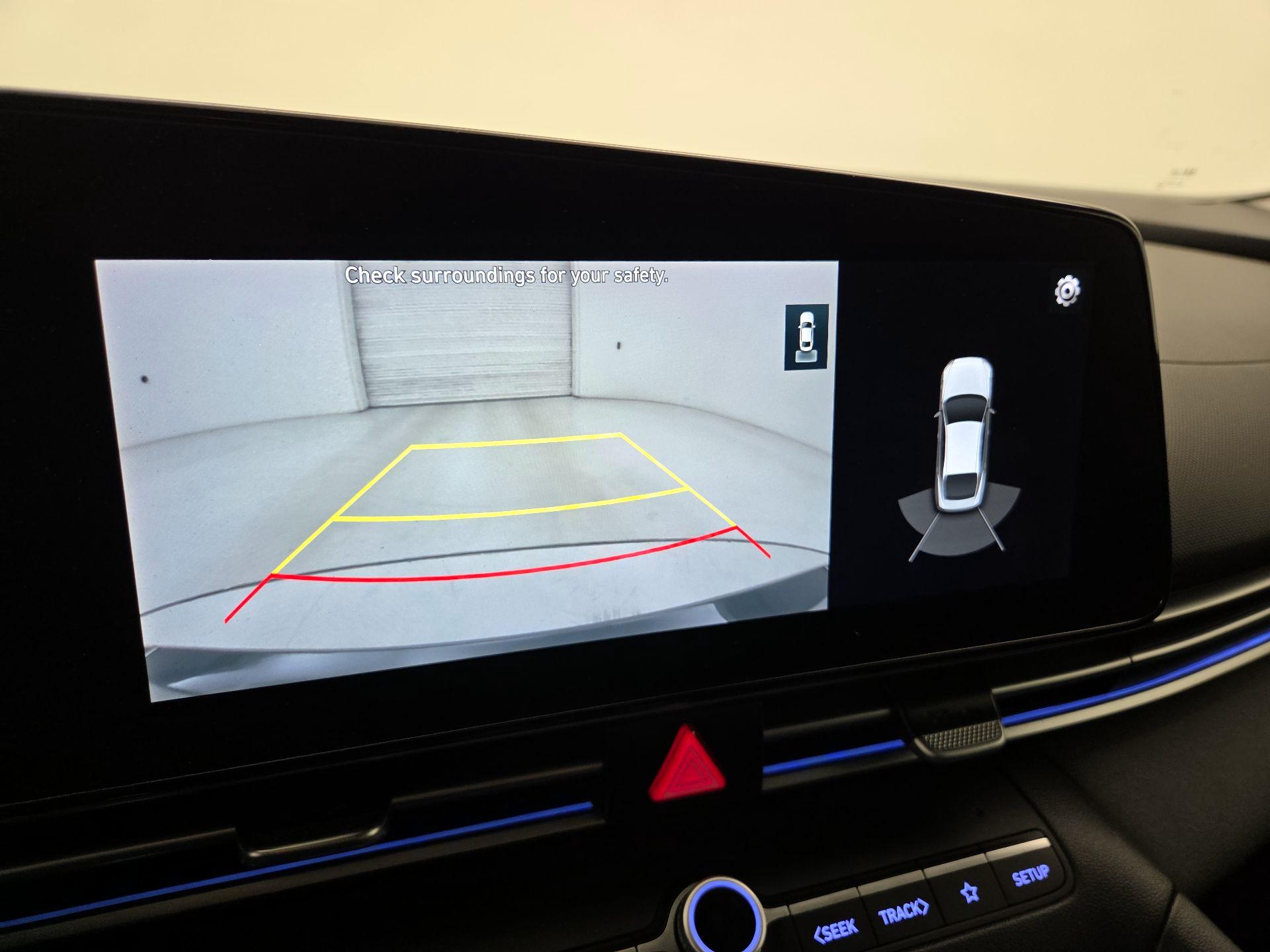 Thumbnail: 2022 Hyundai Elantra - 15