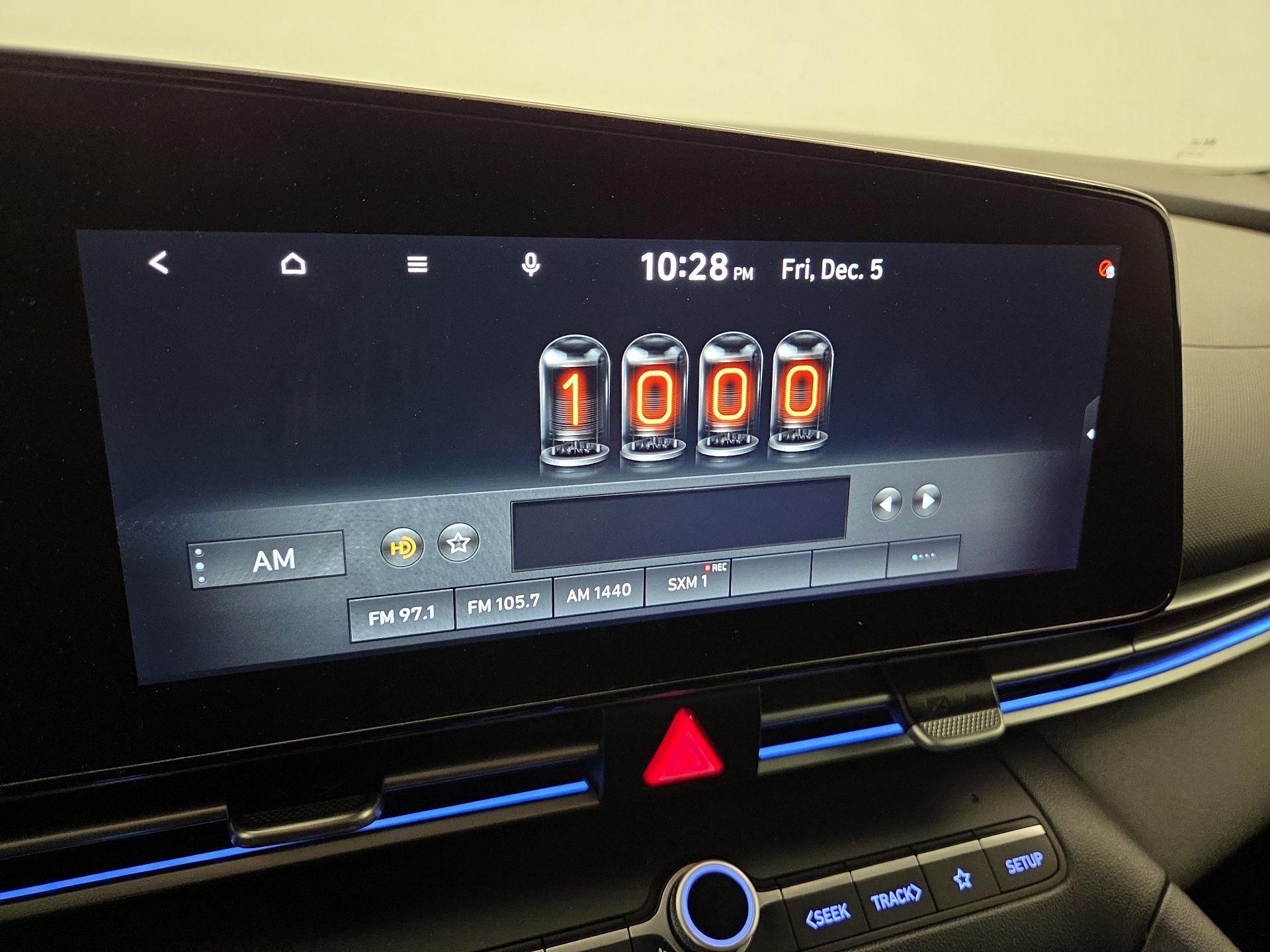 Thumbnail: 2022 Hyundai Elantra - 16