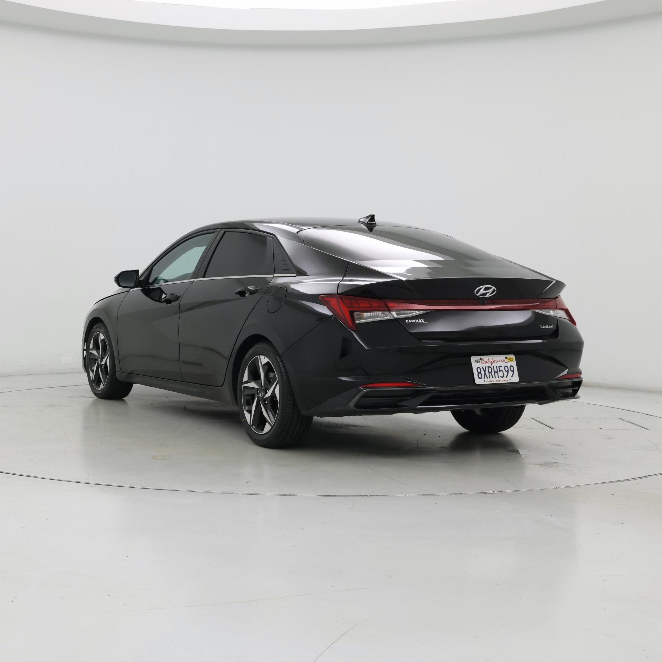 Thumbnail: 2022 Hyundai Elantra - 2