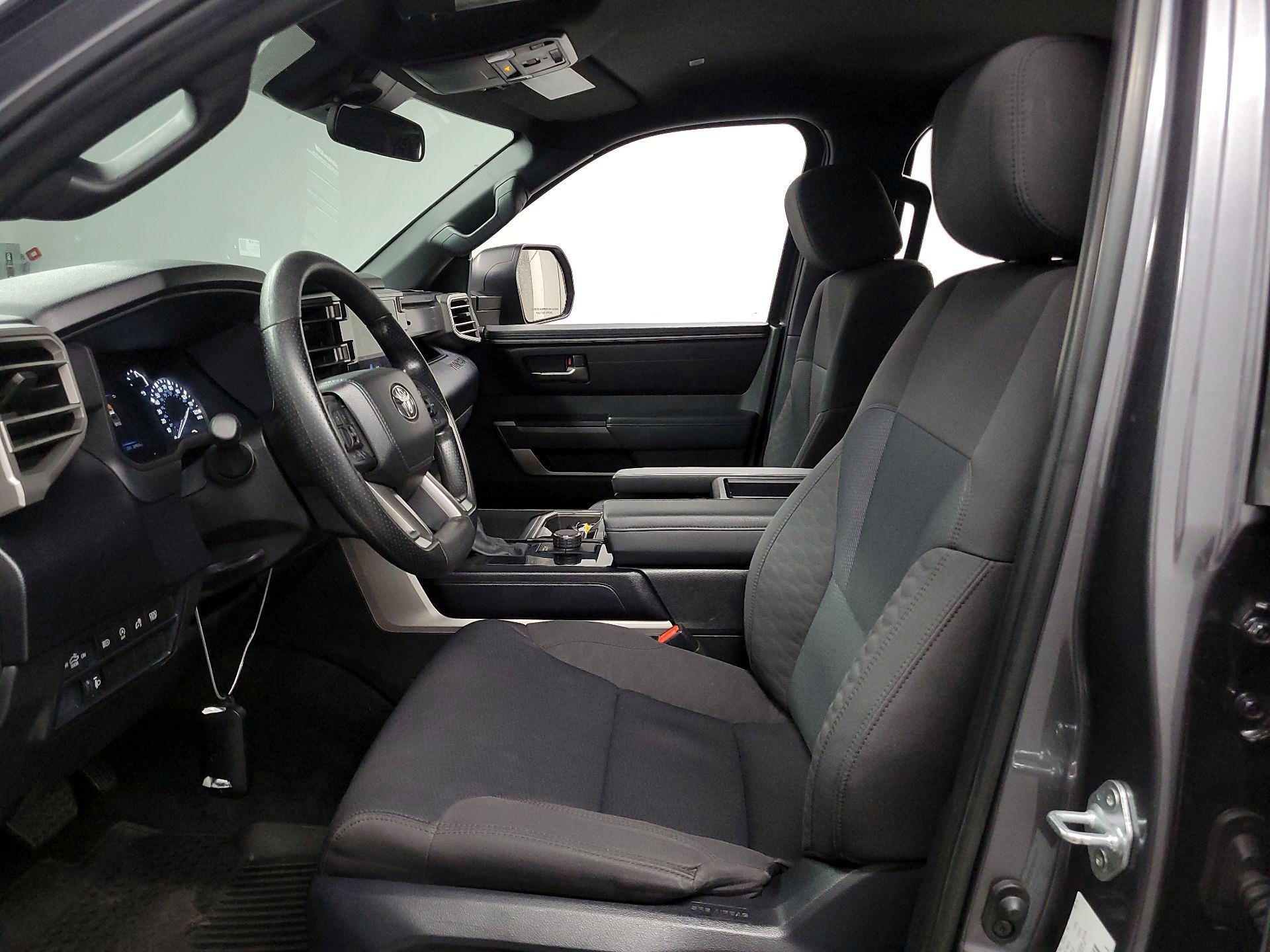 Thumbnail: 2025 Toyota Tundra - 11