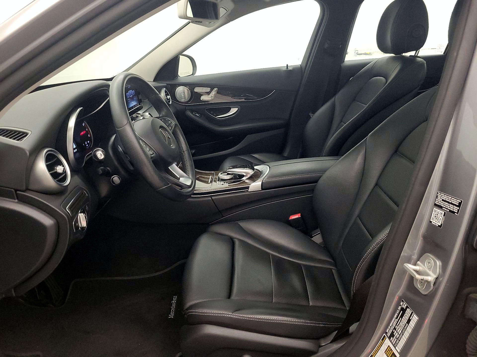 Thumbnail: 2015 Mercedes-Benz C-Class - 11