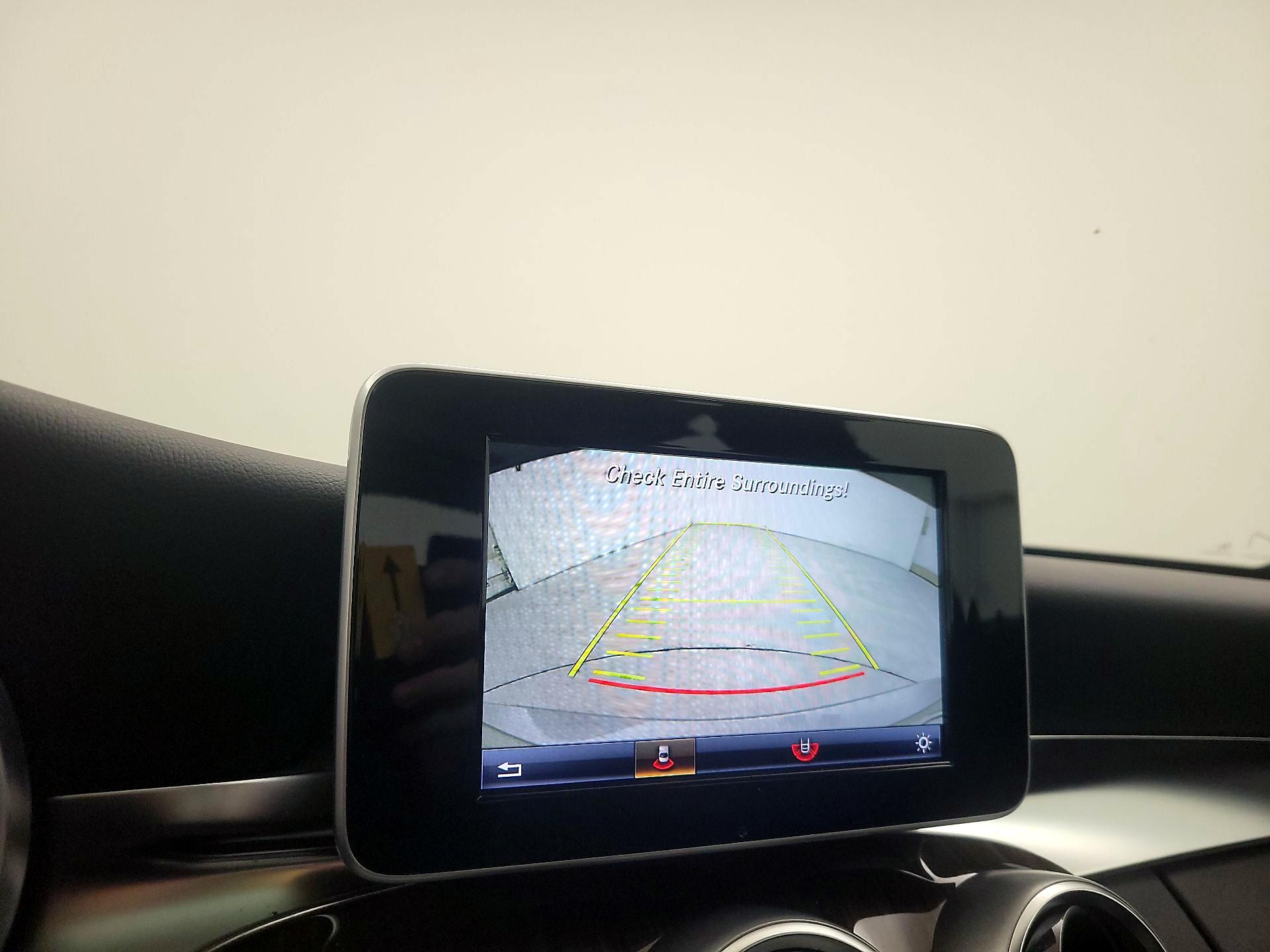 Thumbnail: 2015 Mercedes-Benz C-Class - 14