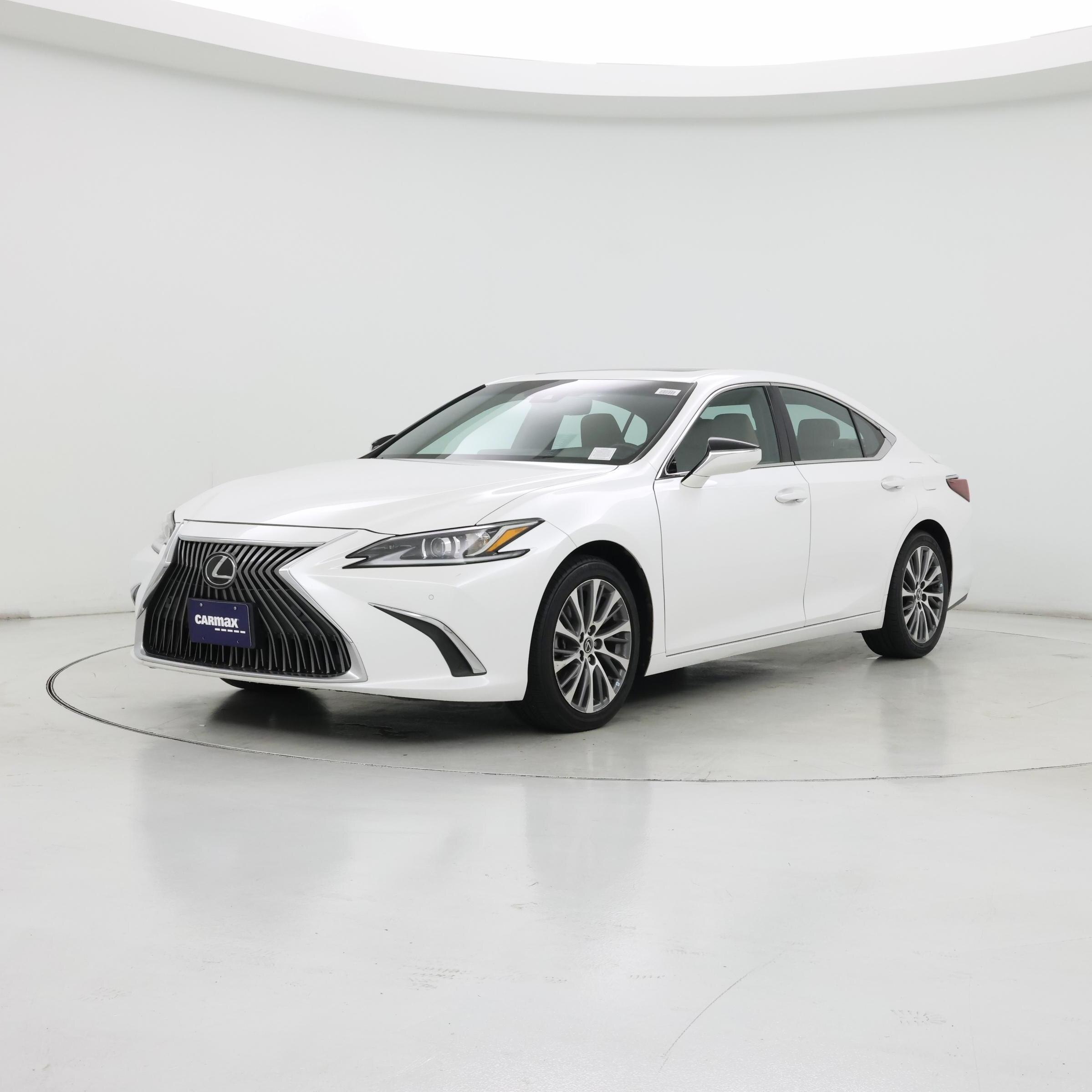 Thumbnail: 2021 Lexus ES - 4