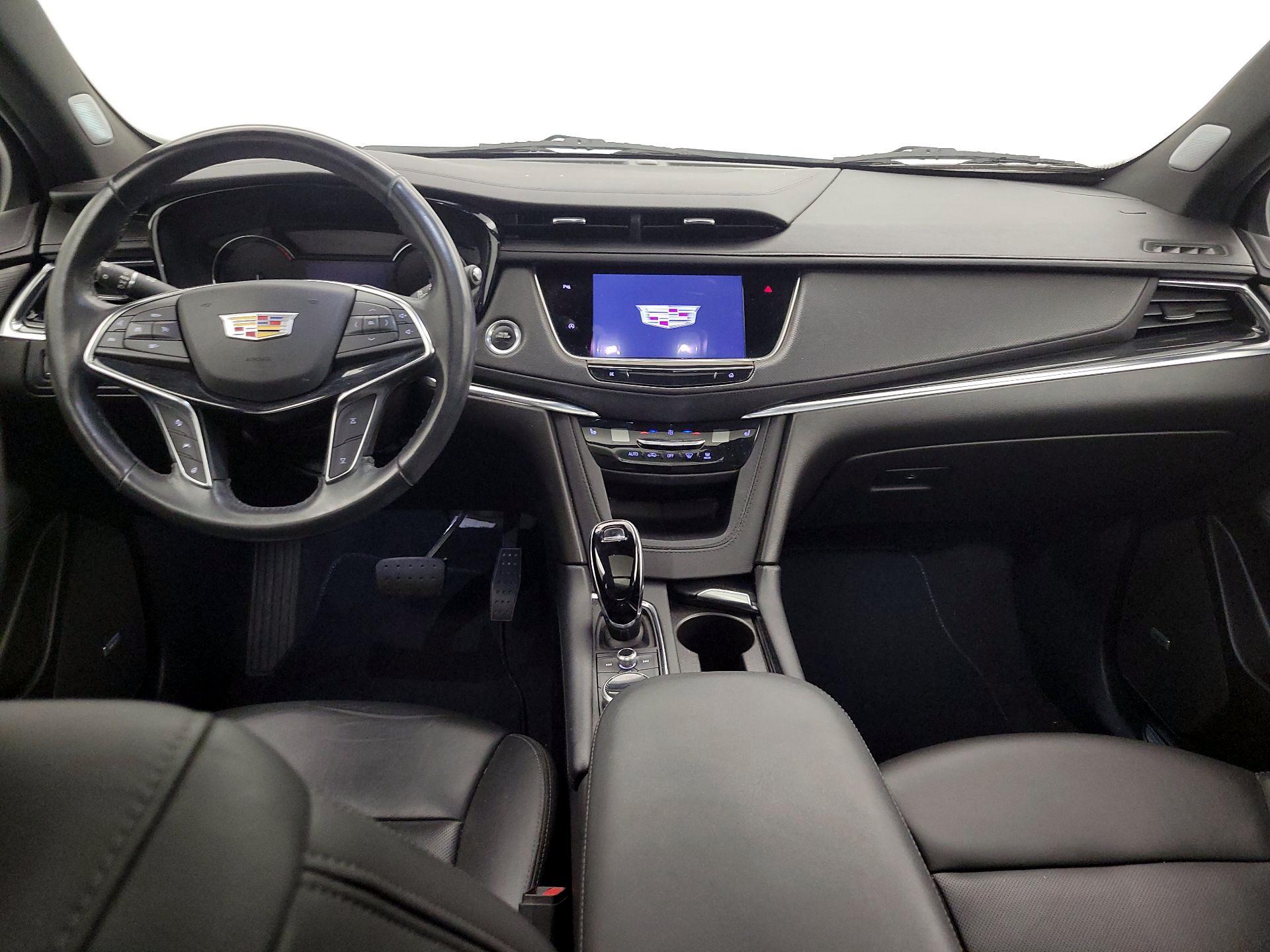 Thumbnail: 2023 Cadillac XT5 - 9