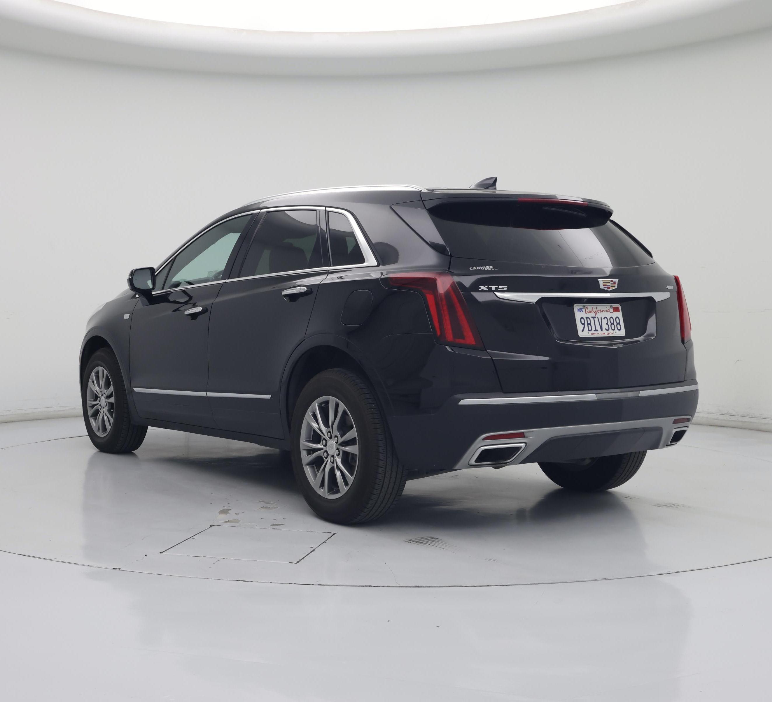 Thumbnail: 2023 Cadillac XT5 - 2