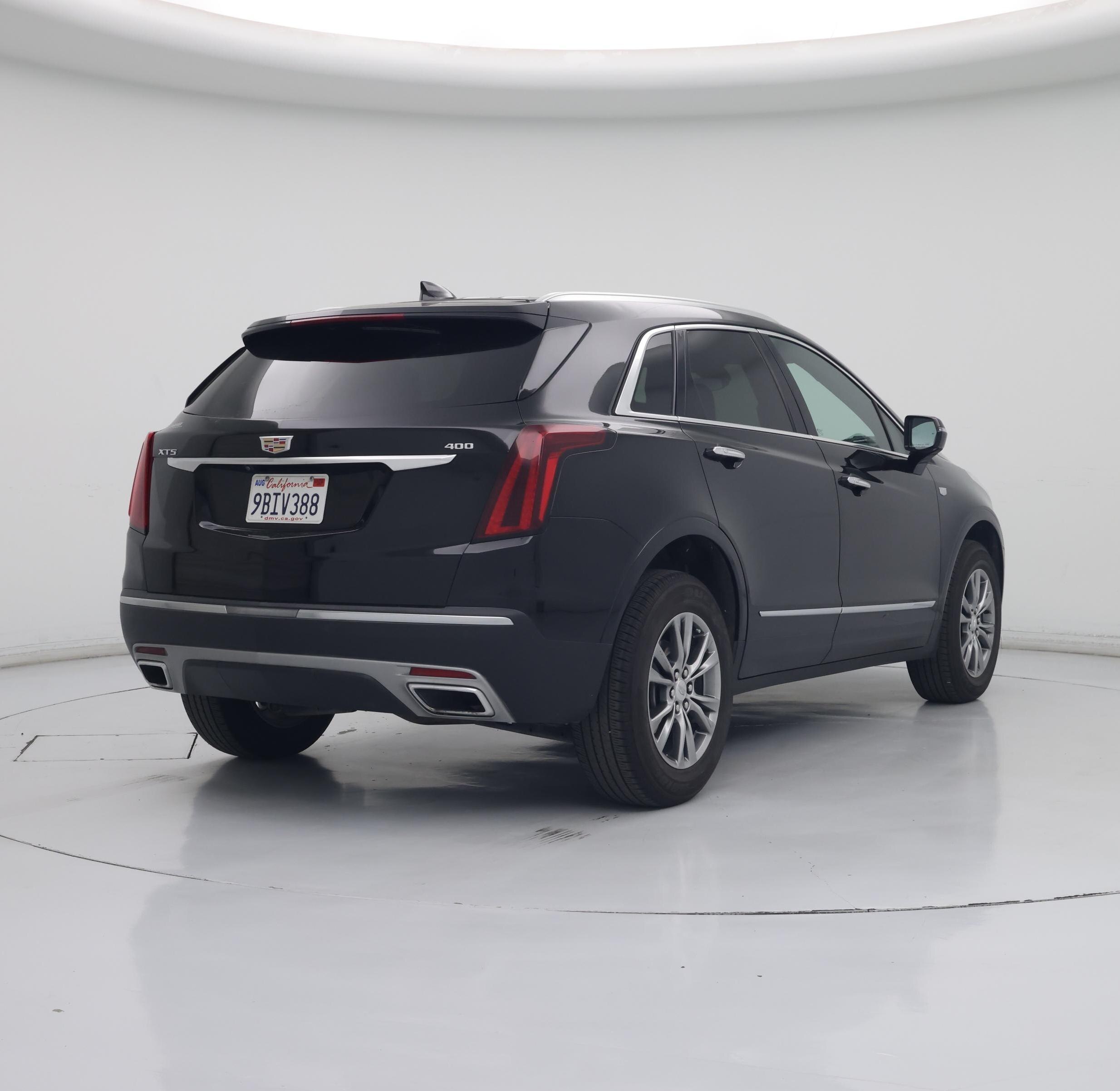Thumbnail: 2023 Cadillac XT5 - 8