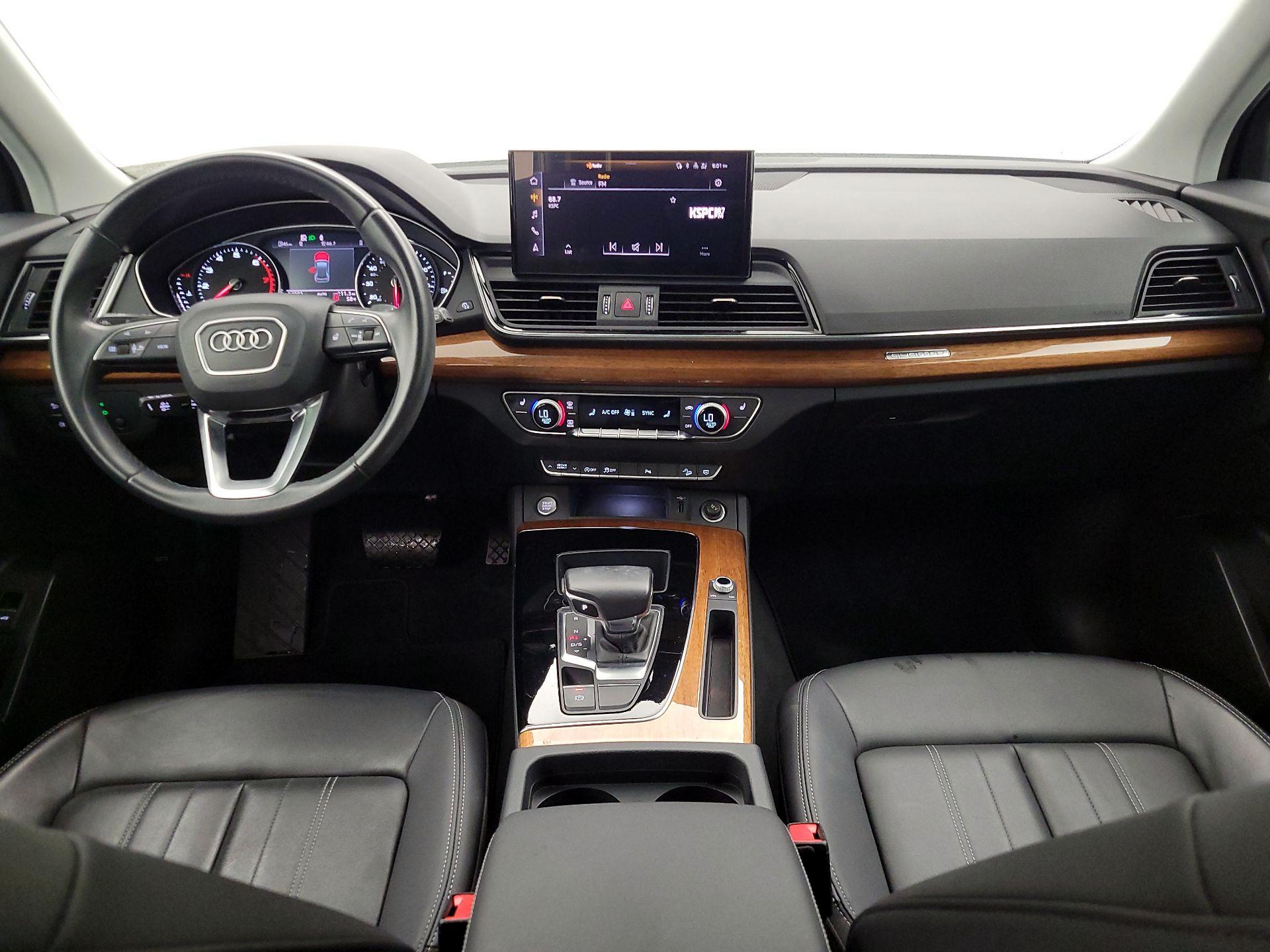 Thumbnail: 2023 Audi Q5 - 9