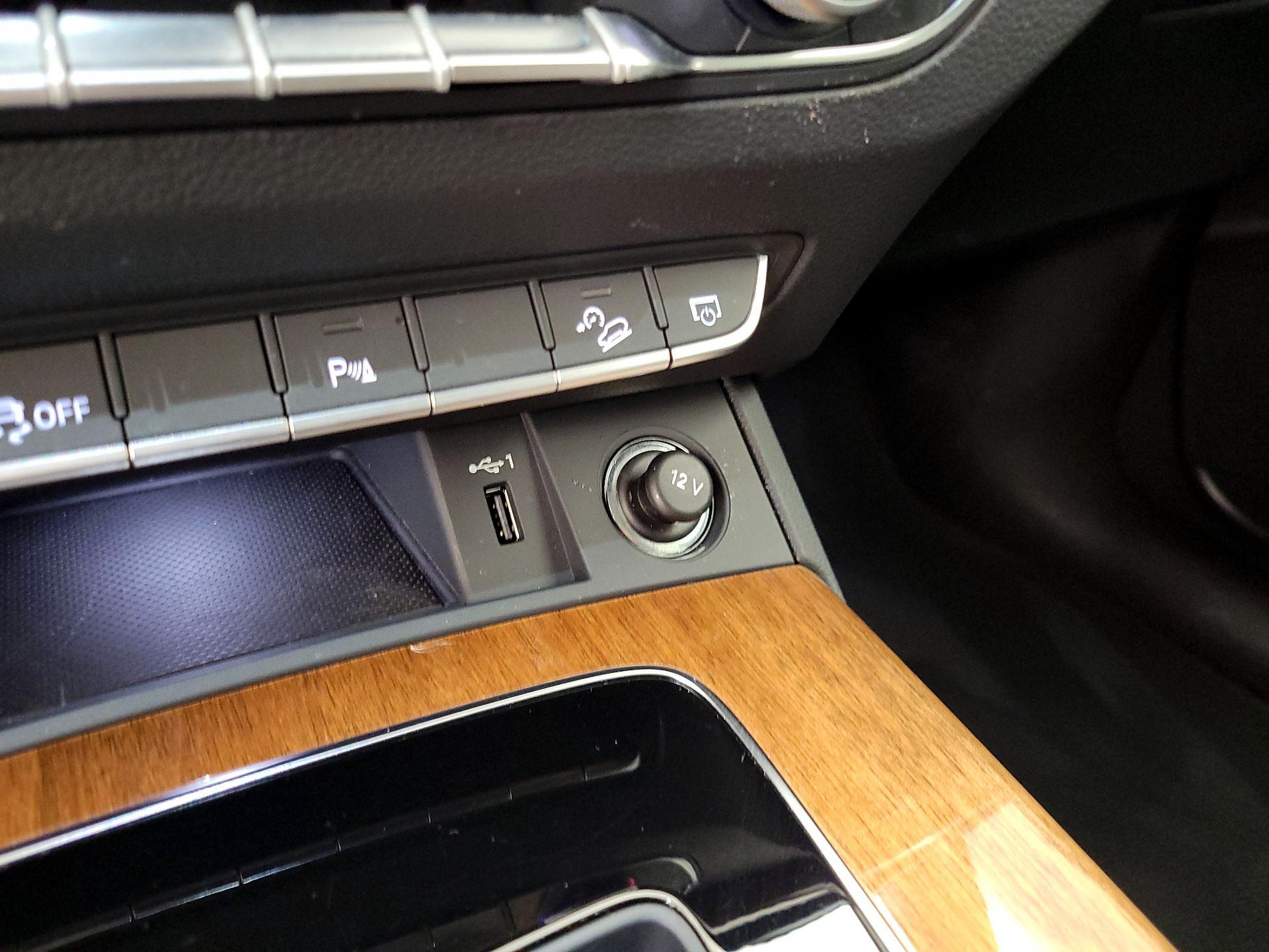 Thumbnail: 2023 Audi Q5 - 18