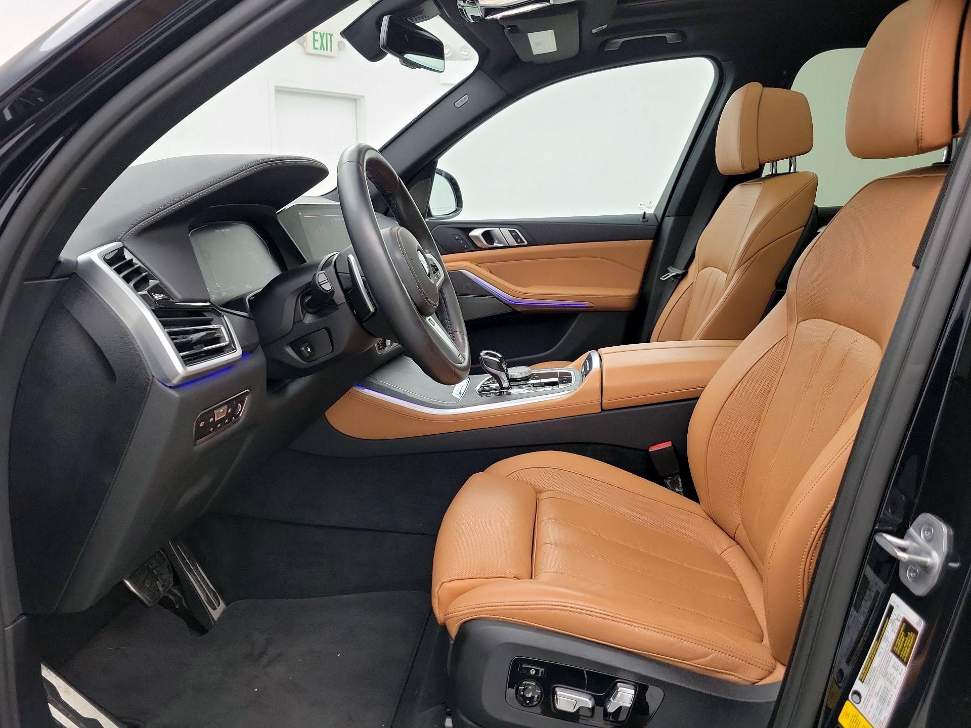 Thumbnail: 2021 BMW X5 - 11