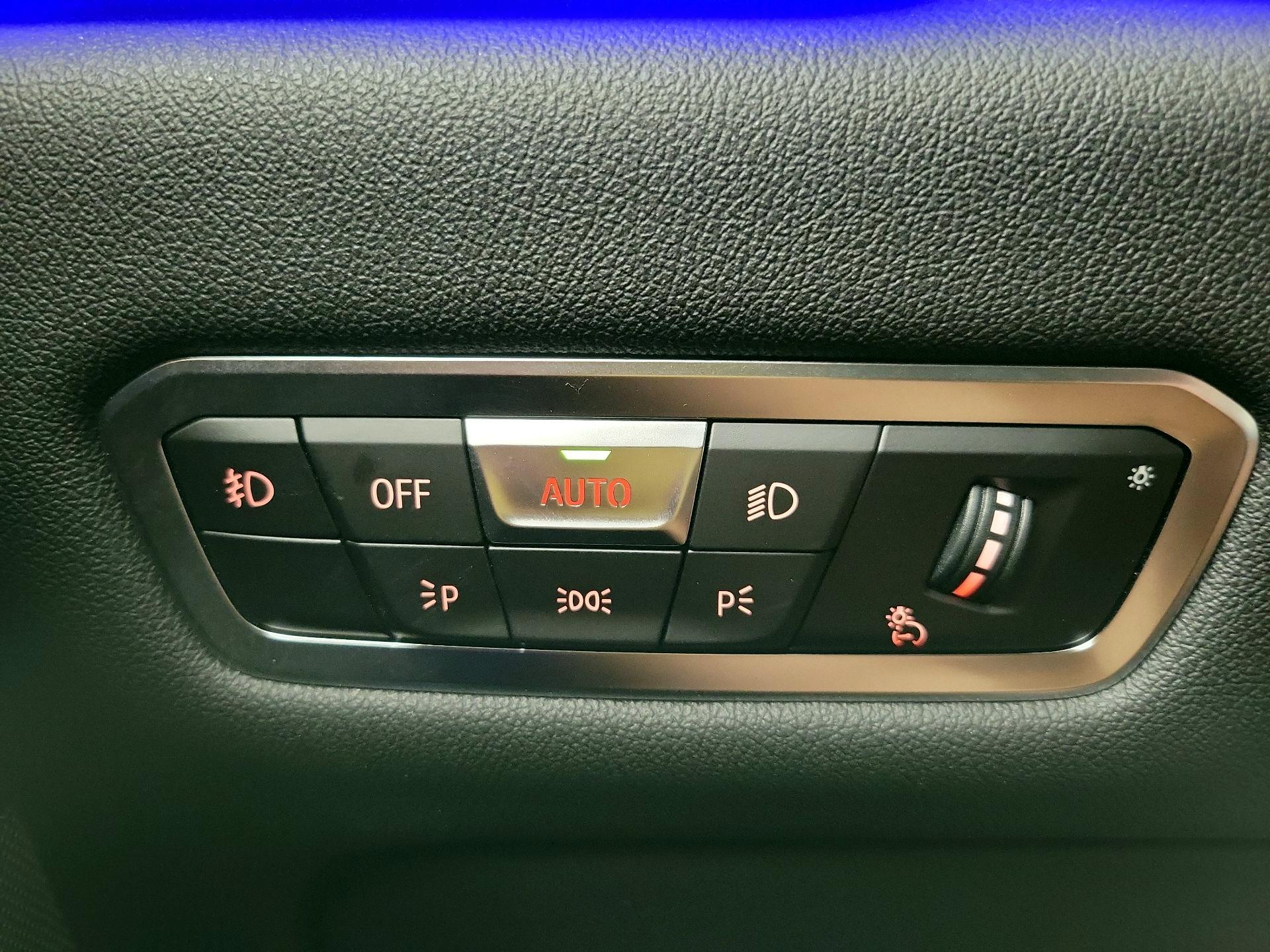 Thumbnail: 2021 BMW X5 - 13