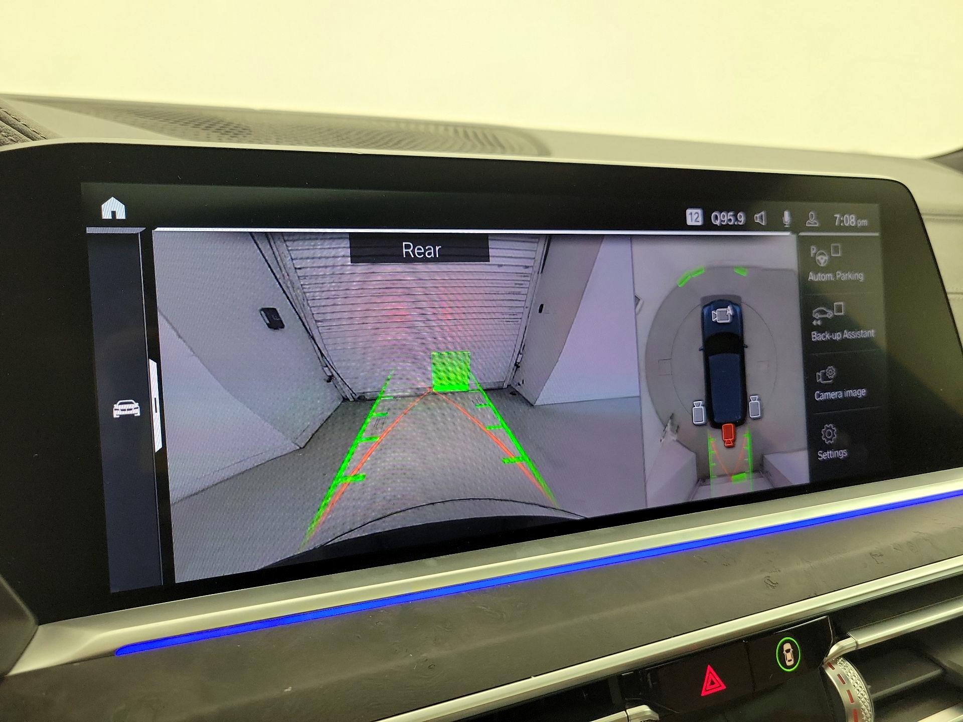 Thumbnail: 2021 BMW X5 - 15