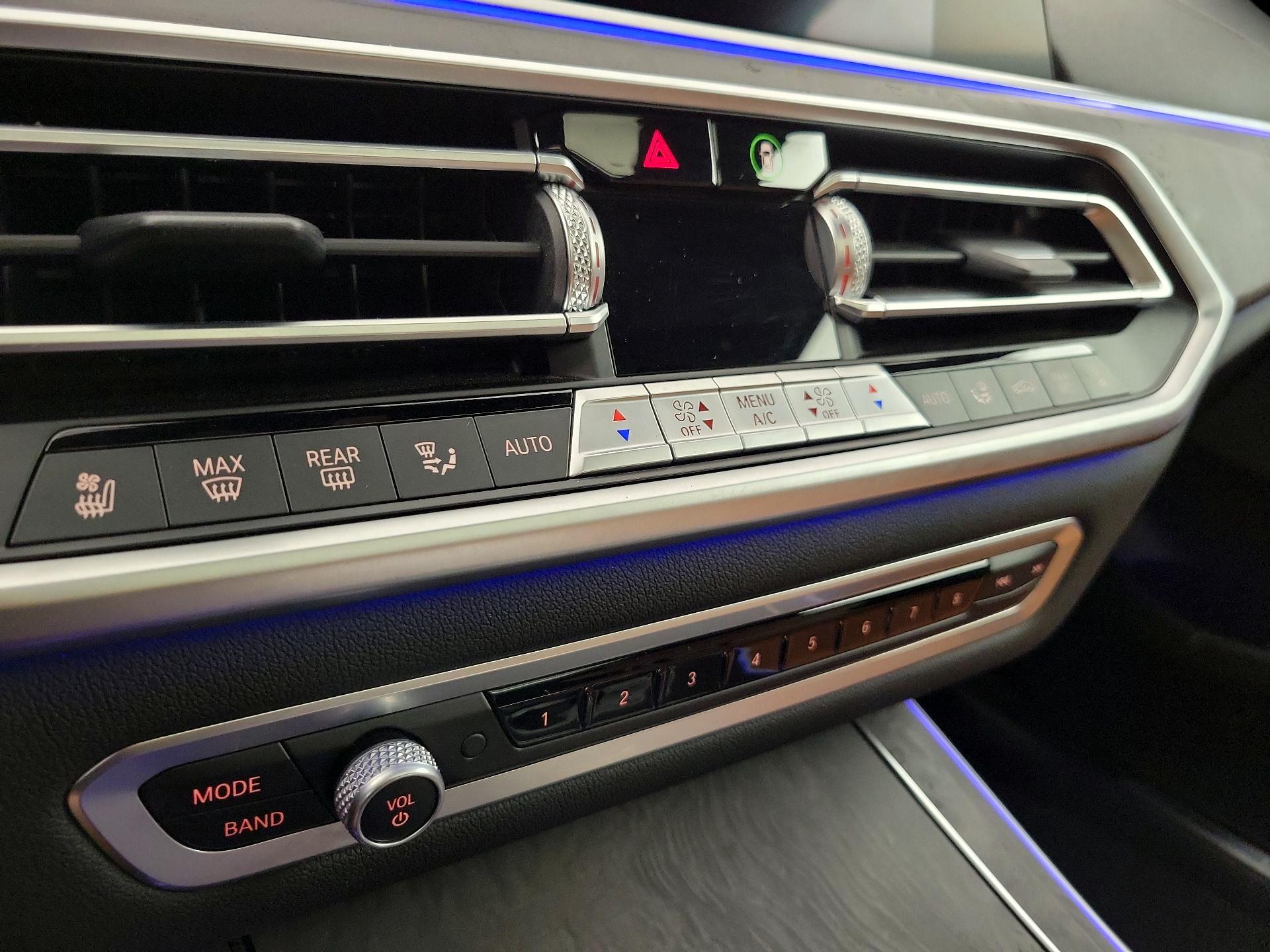 Thumbnail: 2021 BMW X5 - 17