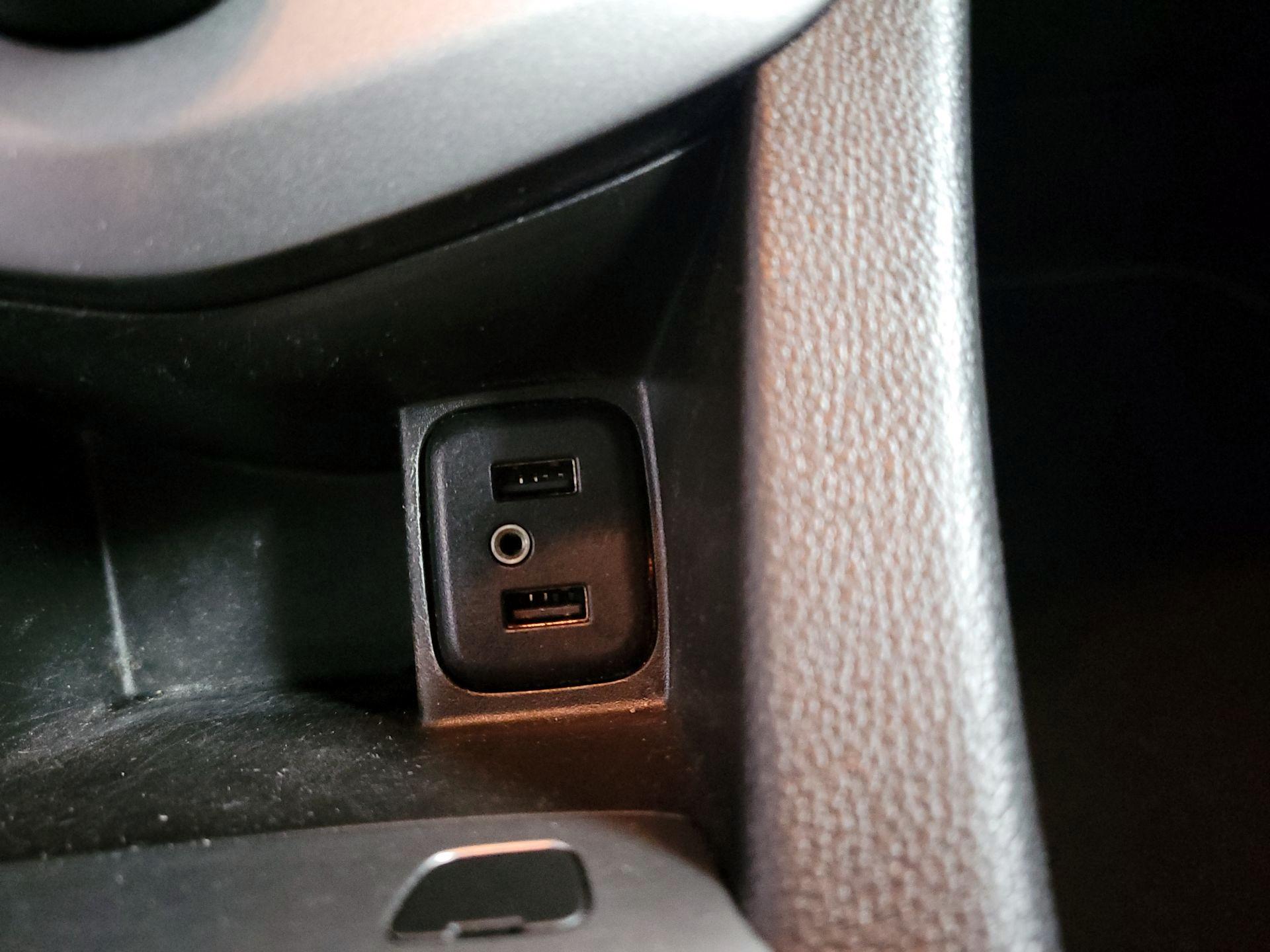 Thumbnail: 2019 Chevrolet Sonic - 16