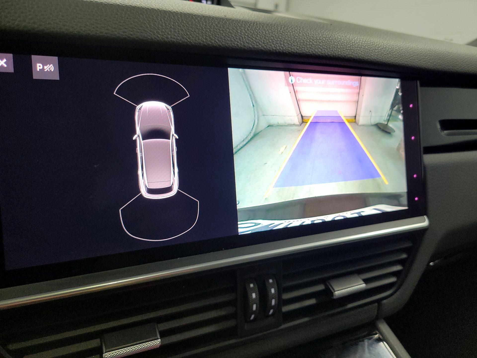 Thumbnail: 2021 Porsche Cayenne - 13