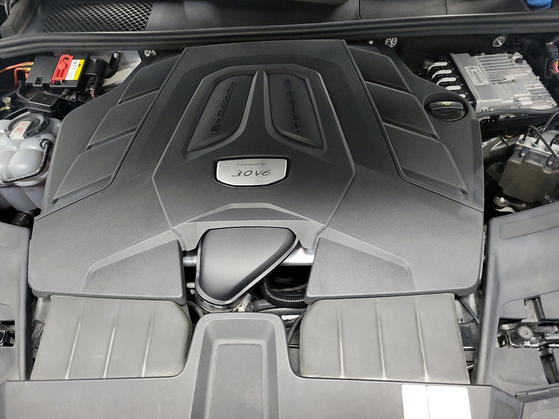 Thumbnail: 2021 Porsche Cayenne - 19