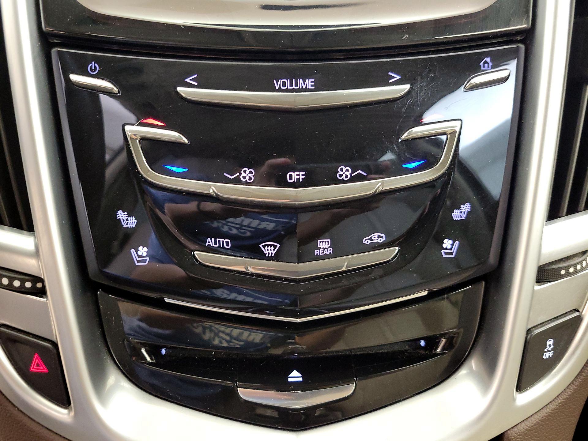 Thumbnail: 2016 Cadillac SRX - 17