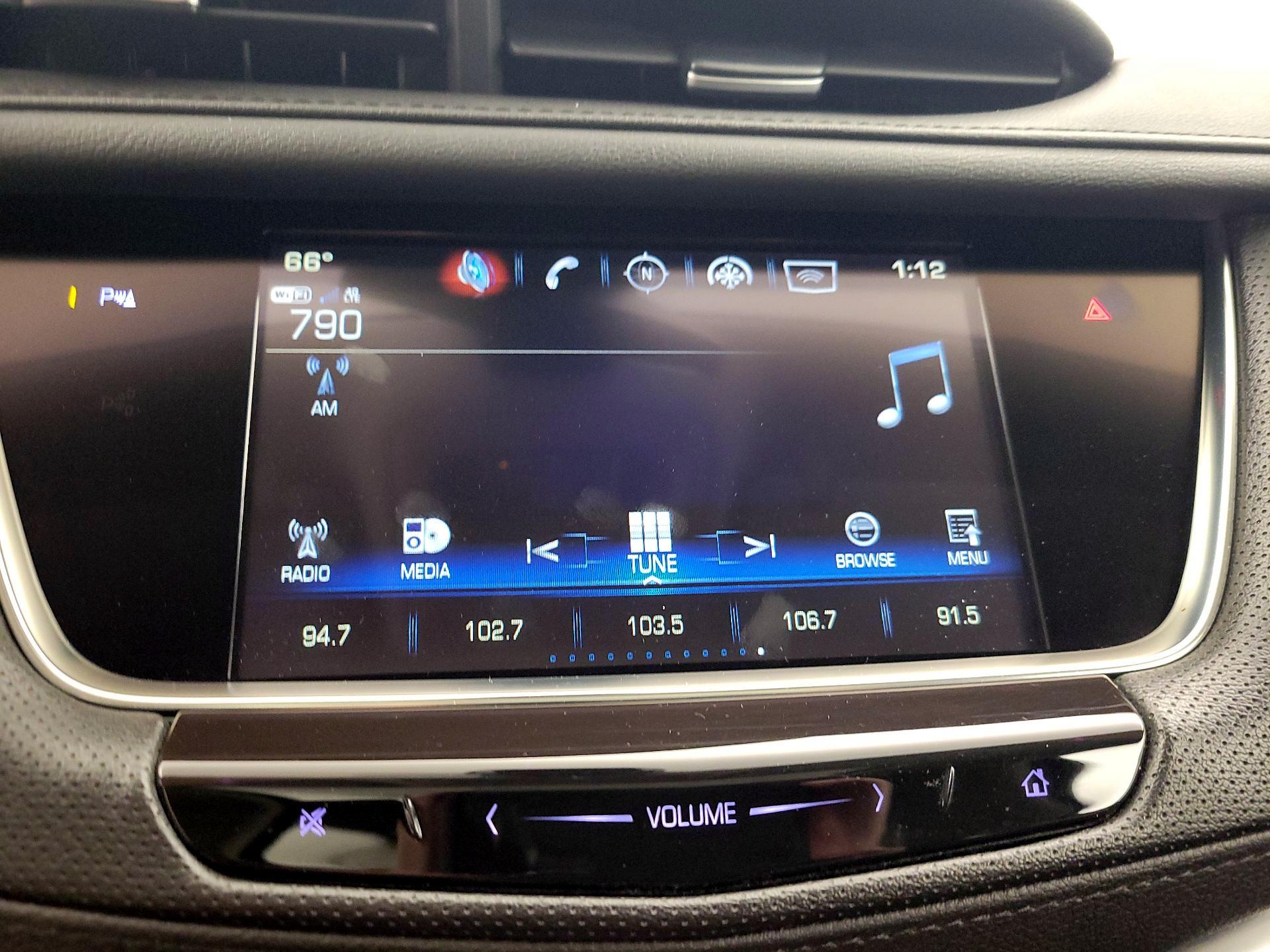 Thumbnail: 2018 Cadillac XT5 - 16