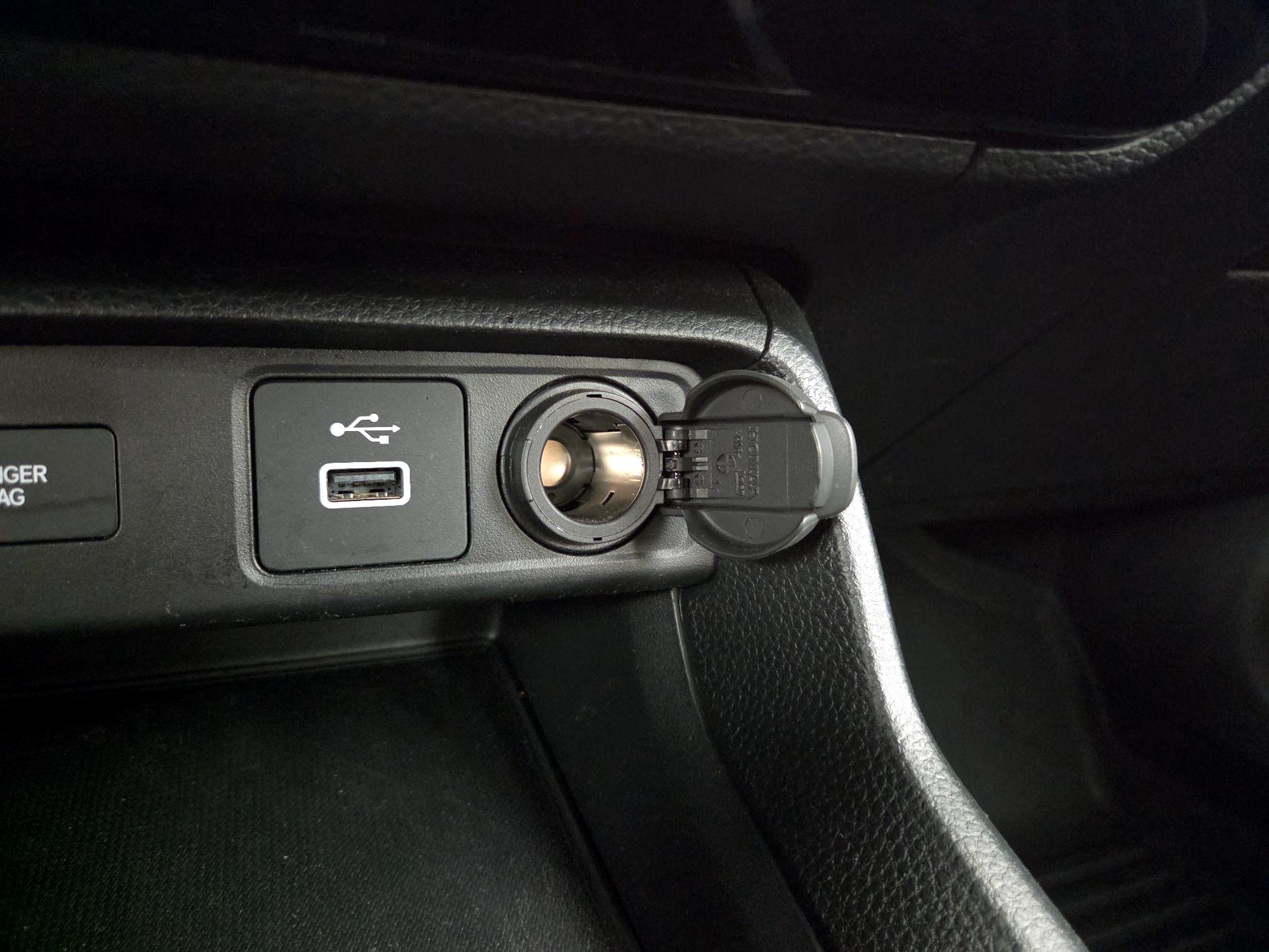 Thumbnail: 2024 Honda Civic - 18