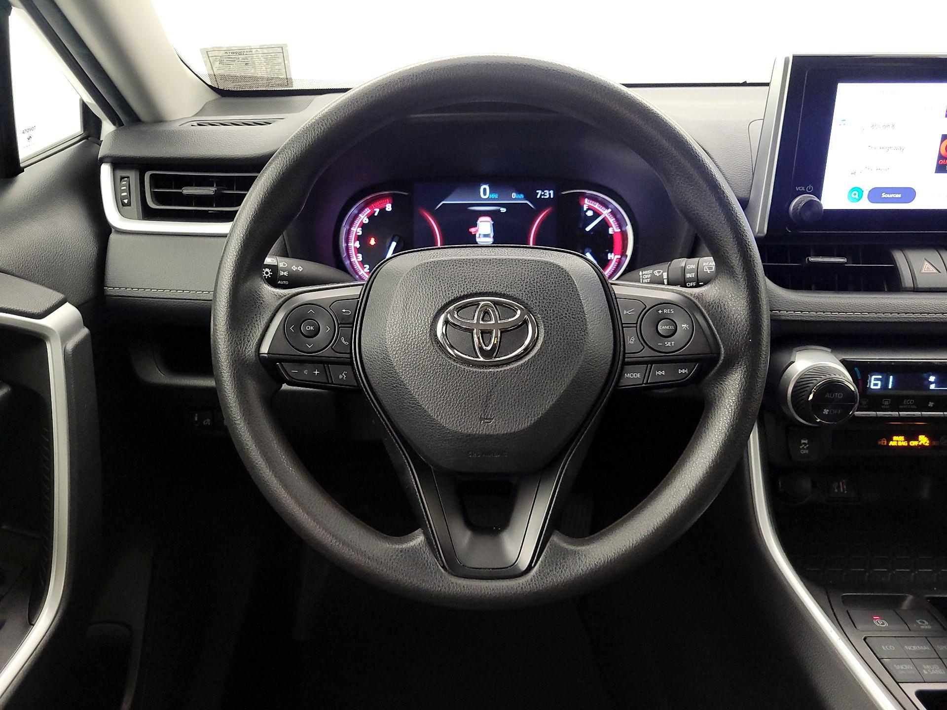 Thumbnail: 2023 Toyota RAV4 - 10