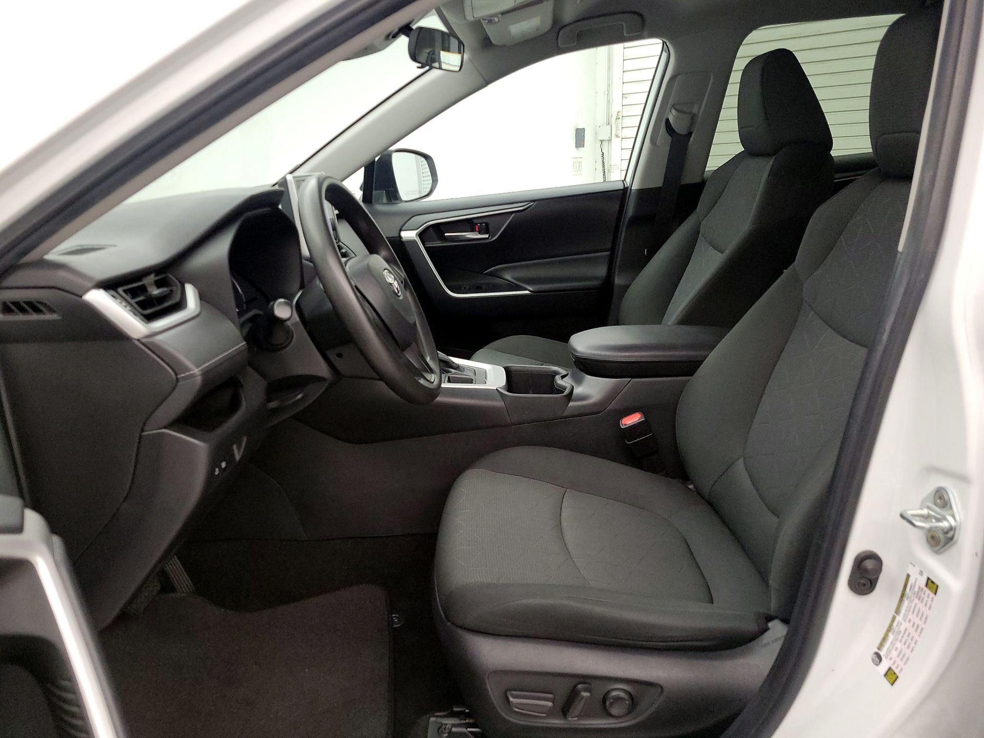 Thumbnail: 2023 Toyota RAV4 - 11