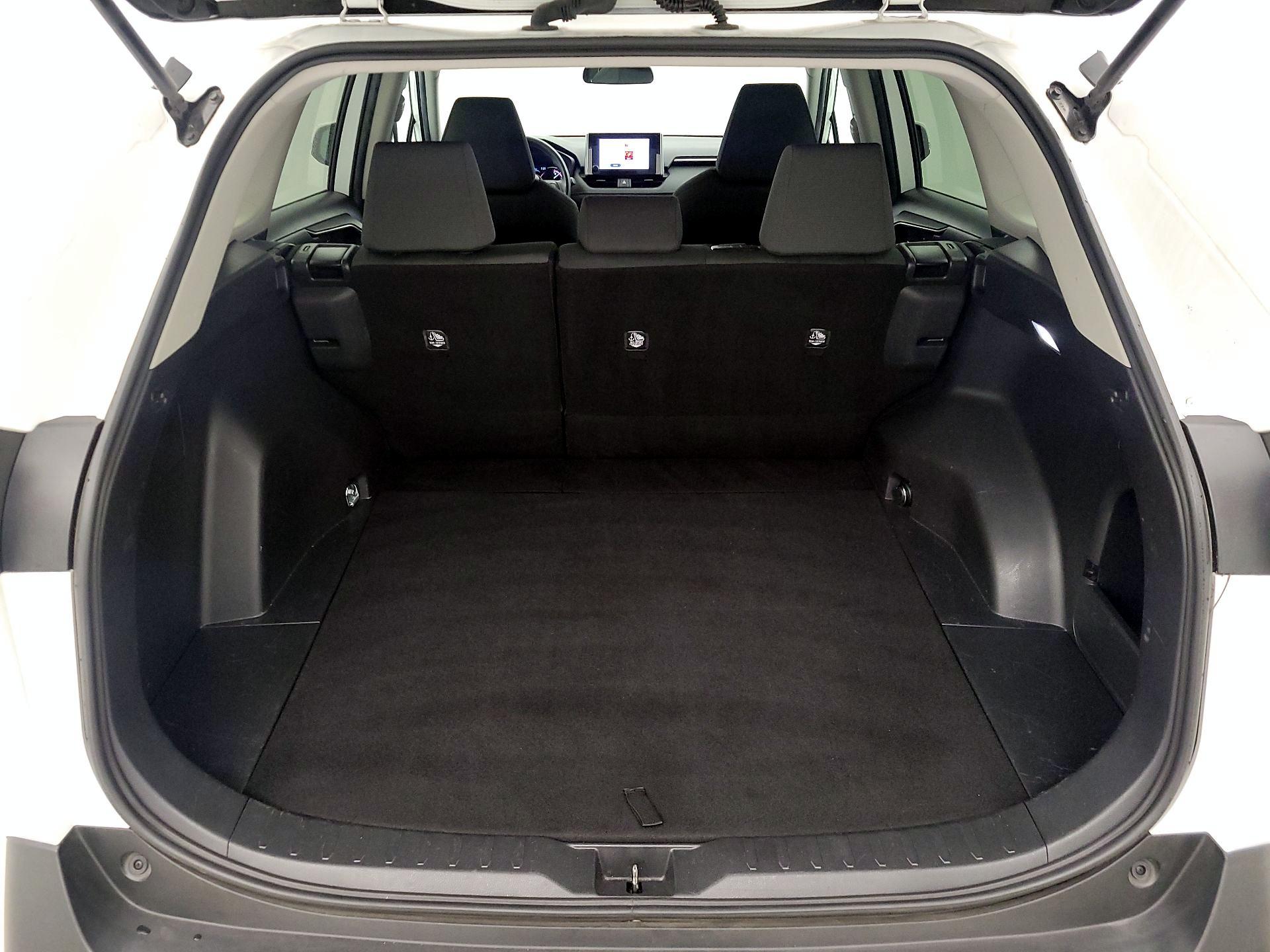 Thumbnail: 2023 Toyota RAV4 - 20