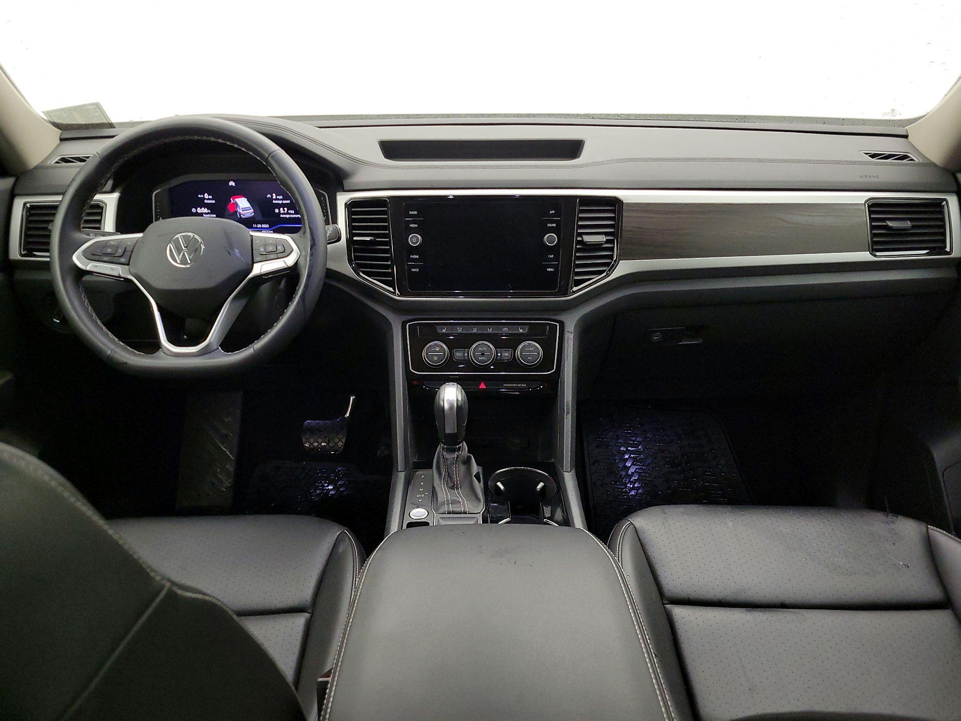 Thumbnail: 2023 Volkswagen Atlas - 9