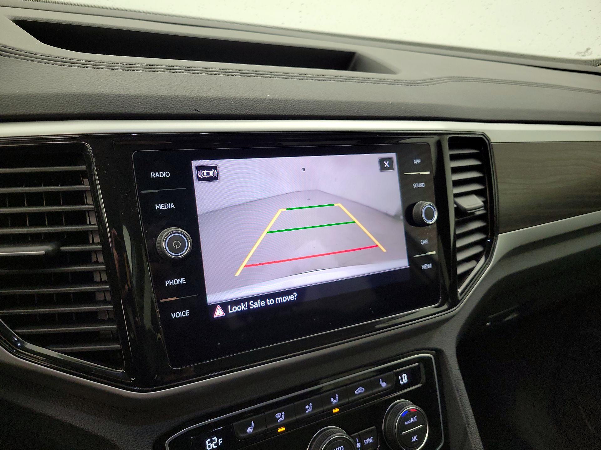 Thumbnail: 2023 Volkswagen Atlas - 14