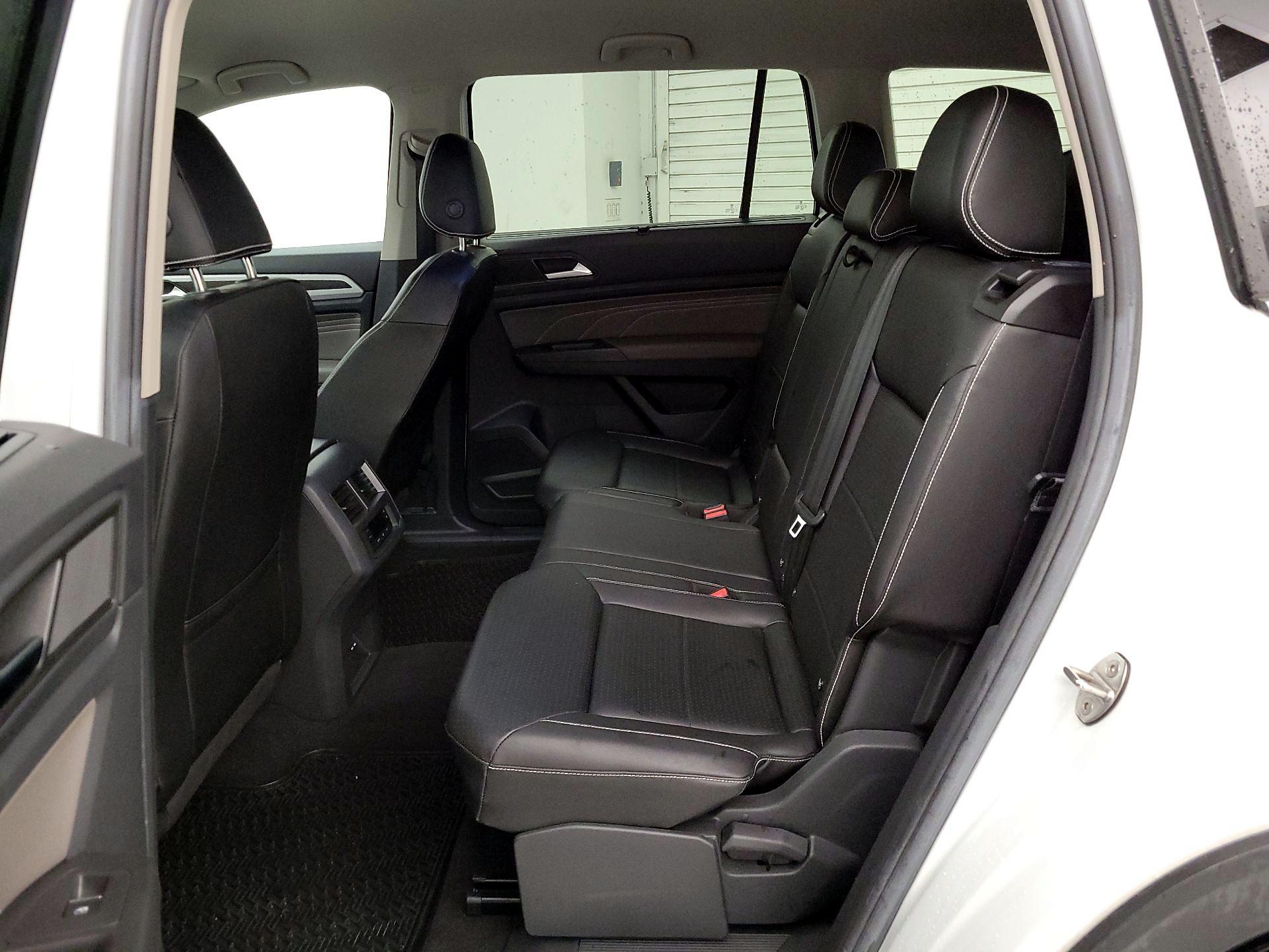 Thumbnail: 2023 Volkswagen Atlas - 19