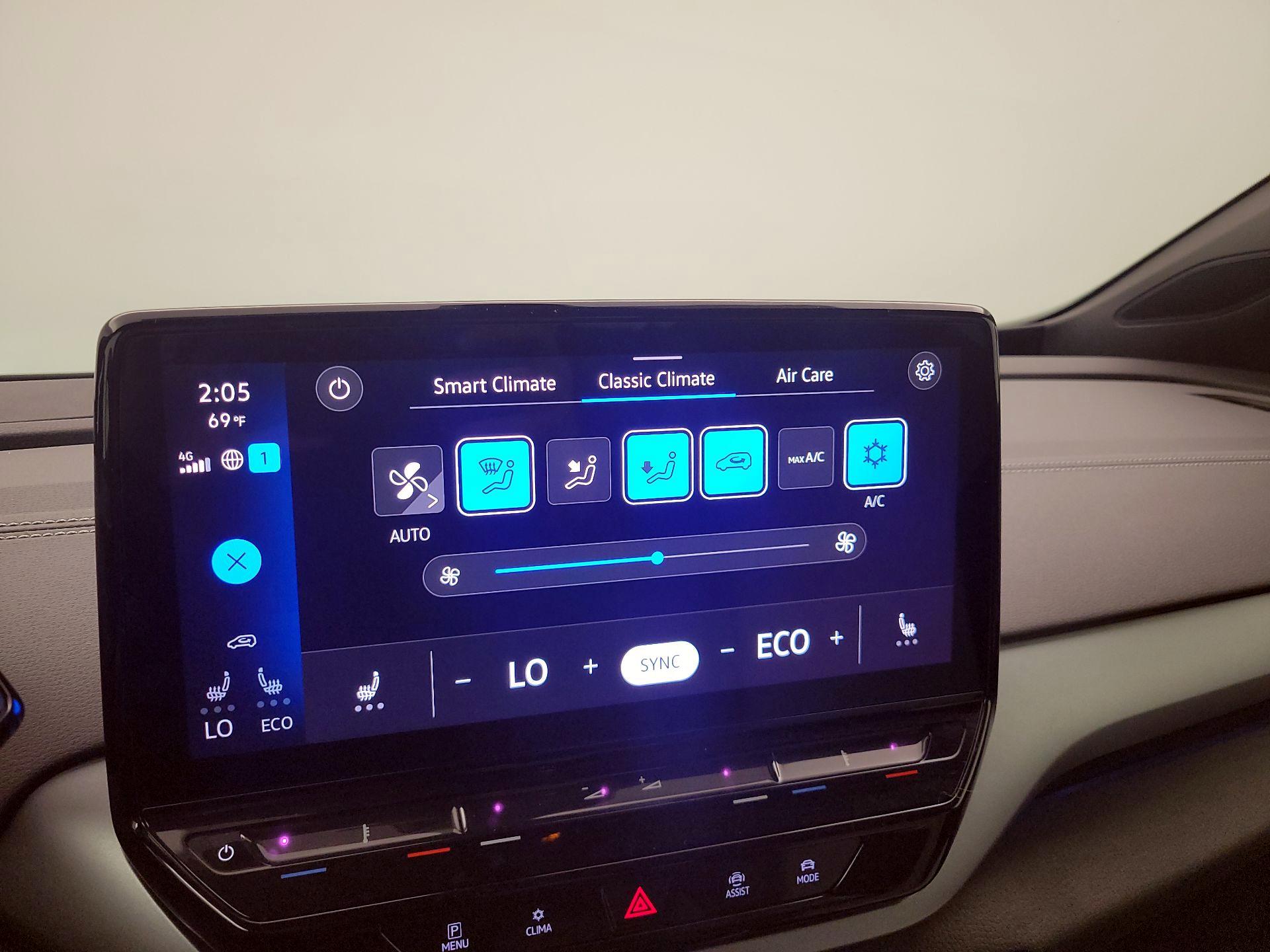 Thumbnail: 2023 Volkswagen ID.4 - 17