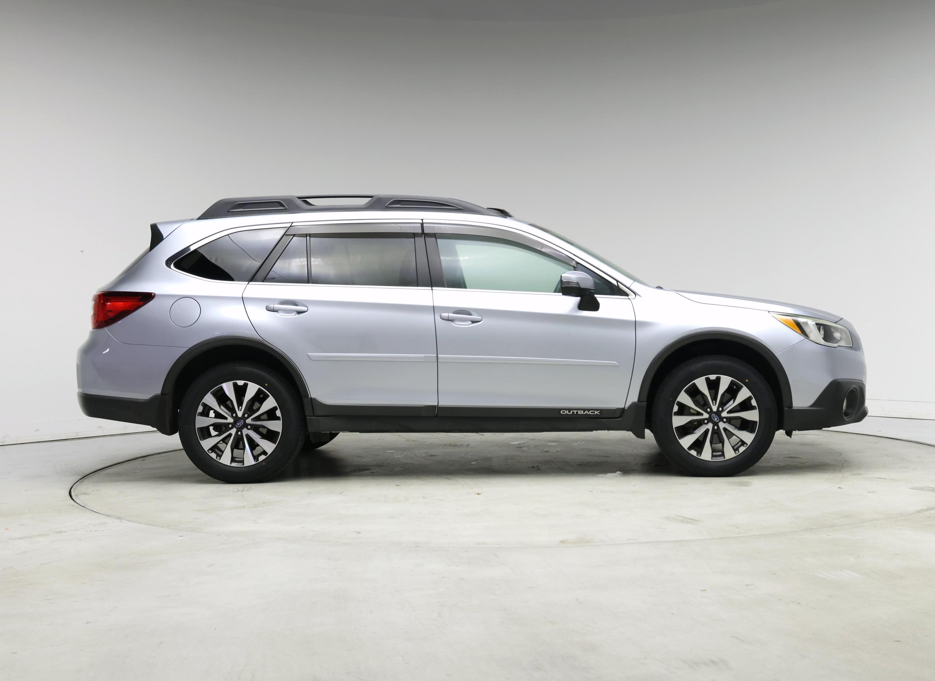 Thumbnail: 2016 Subaru Outback - 7