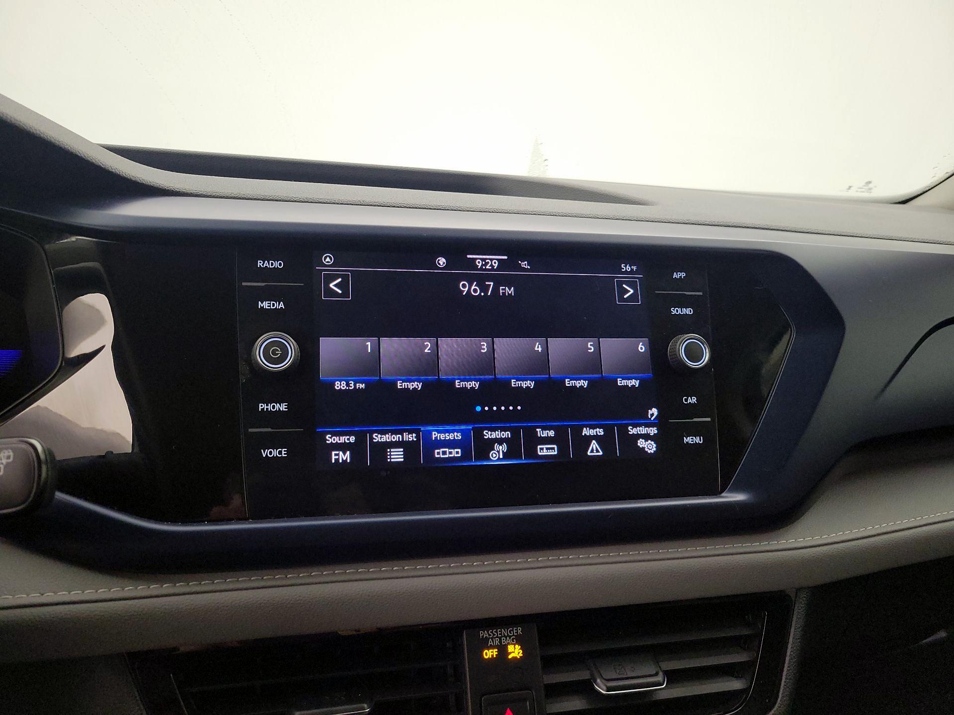 Thumbnail: 2024 Volkswagen Taos - 15