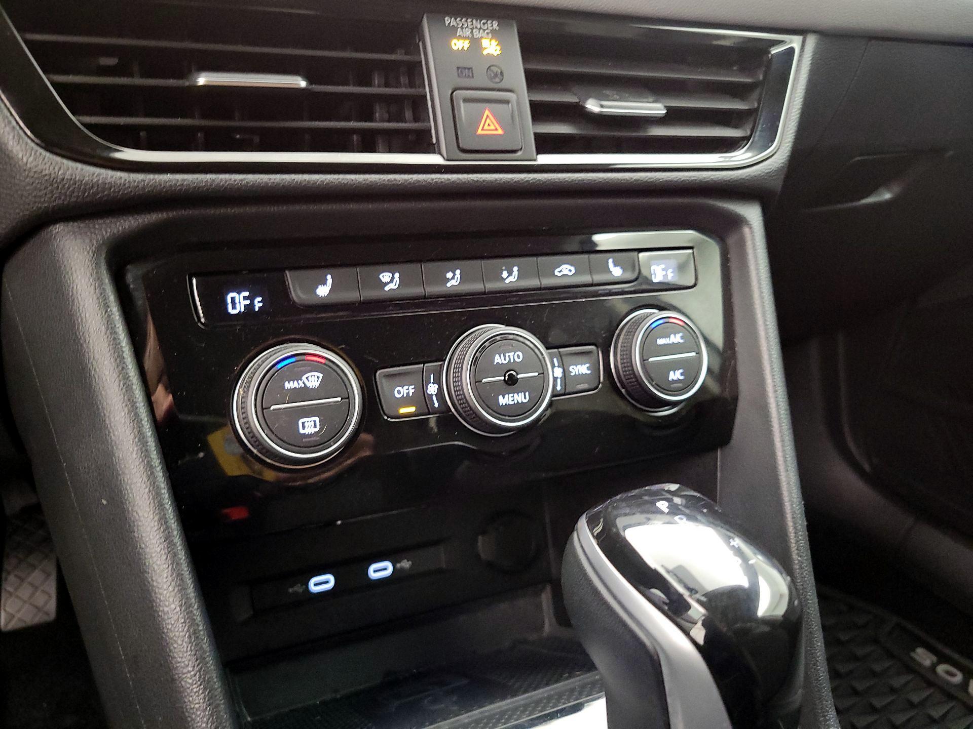 Thumbnail: 2024 Volkswagen Taos - 16