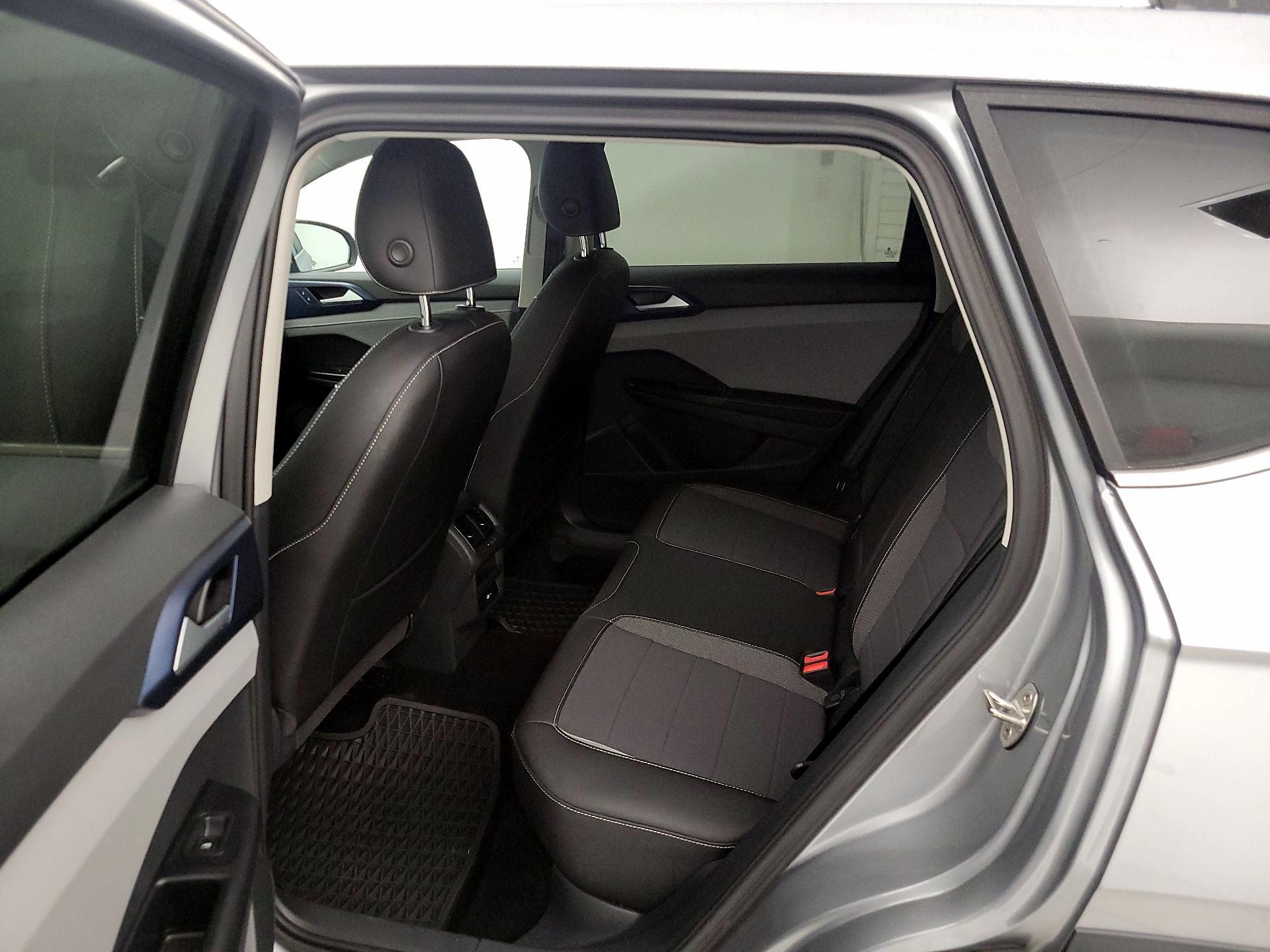 Thumbnail: 2024 Volkswagen Taos - 19