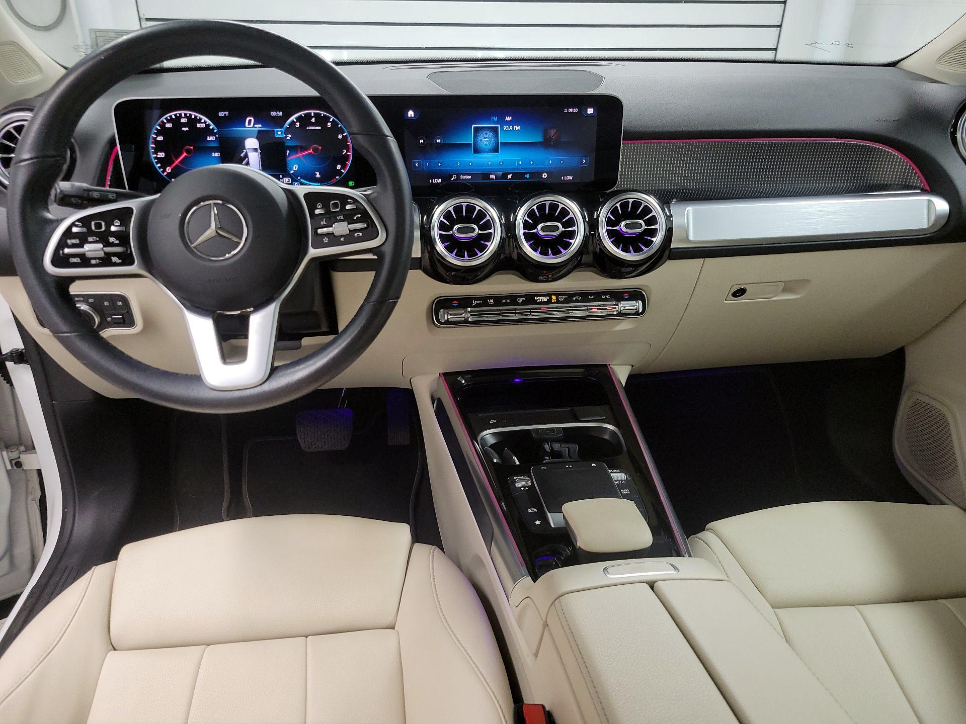 Thumbnail: 2021 Mercedes-Benz GLB - 9