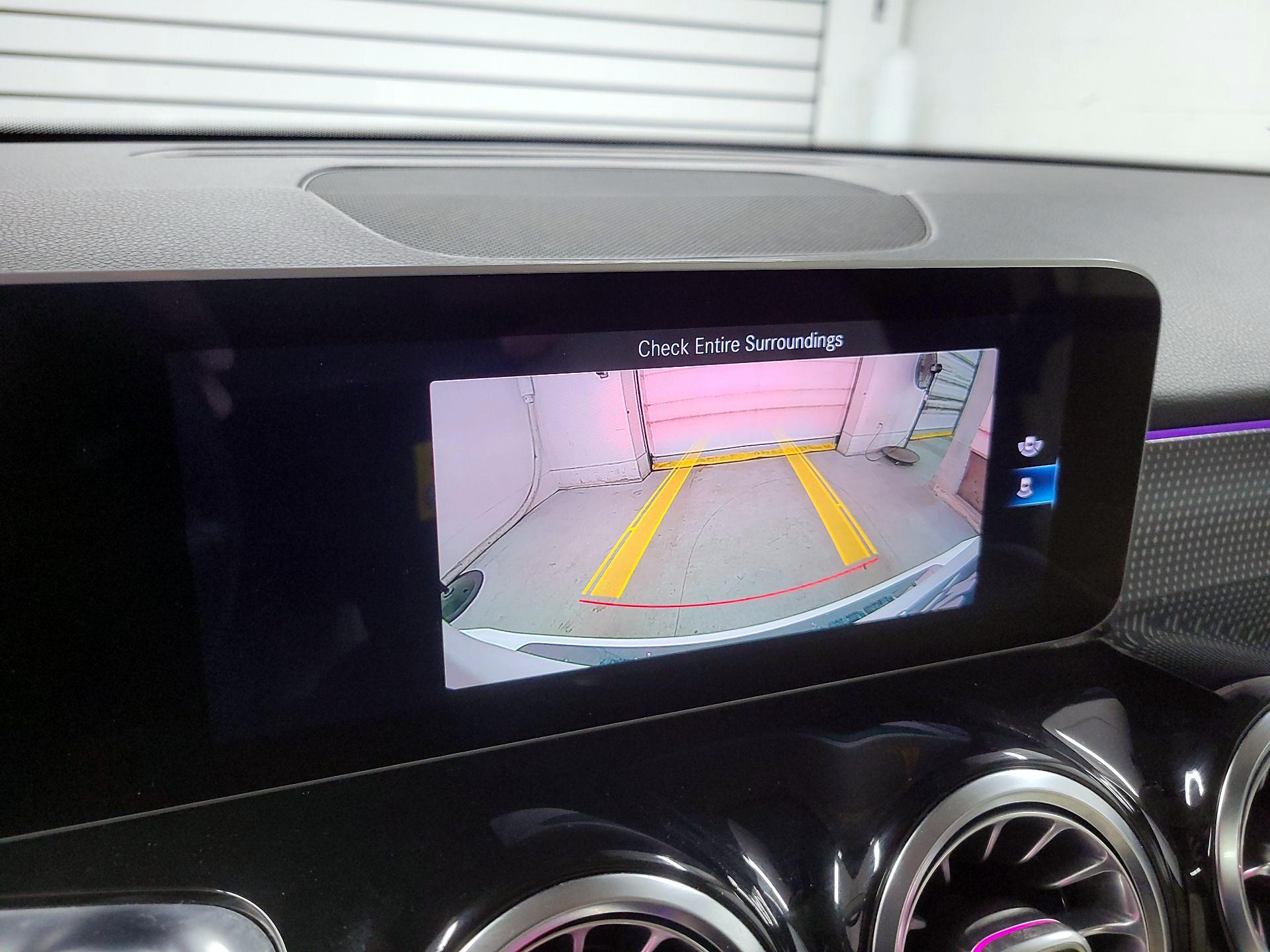 Thumbnail: 2021 Mercedes-Benz GLB - 14