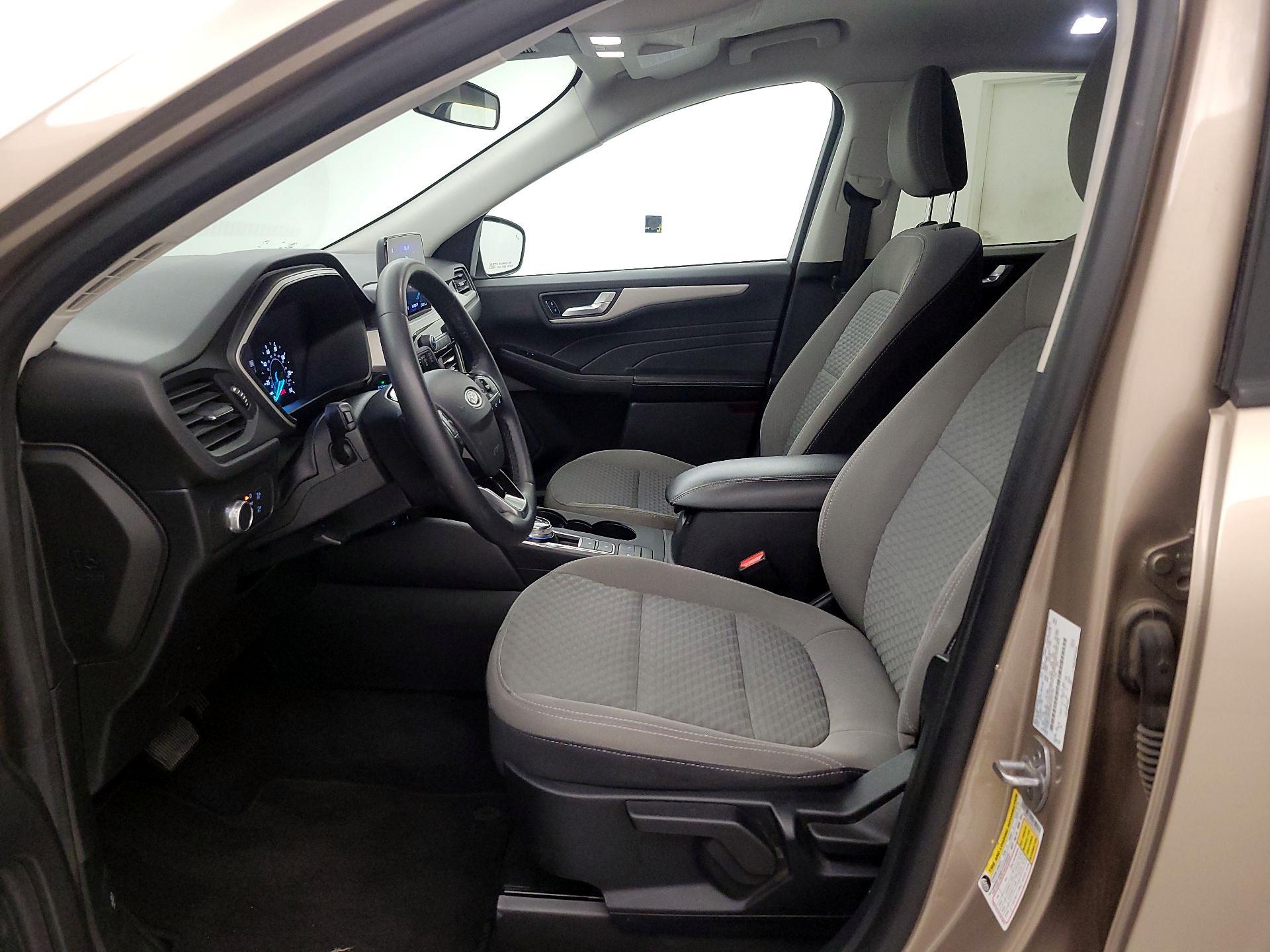 Thumbnail: 2021 Ford Escape - 11