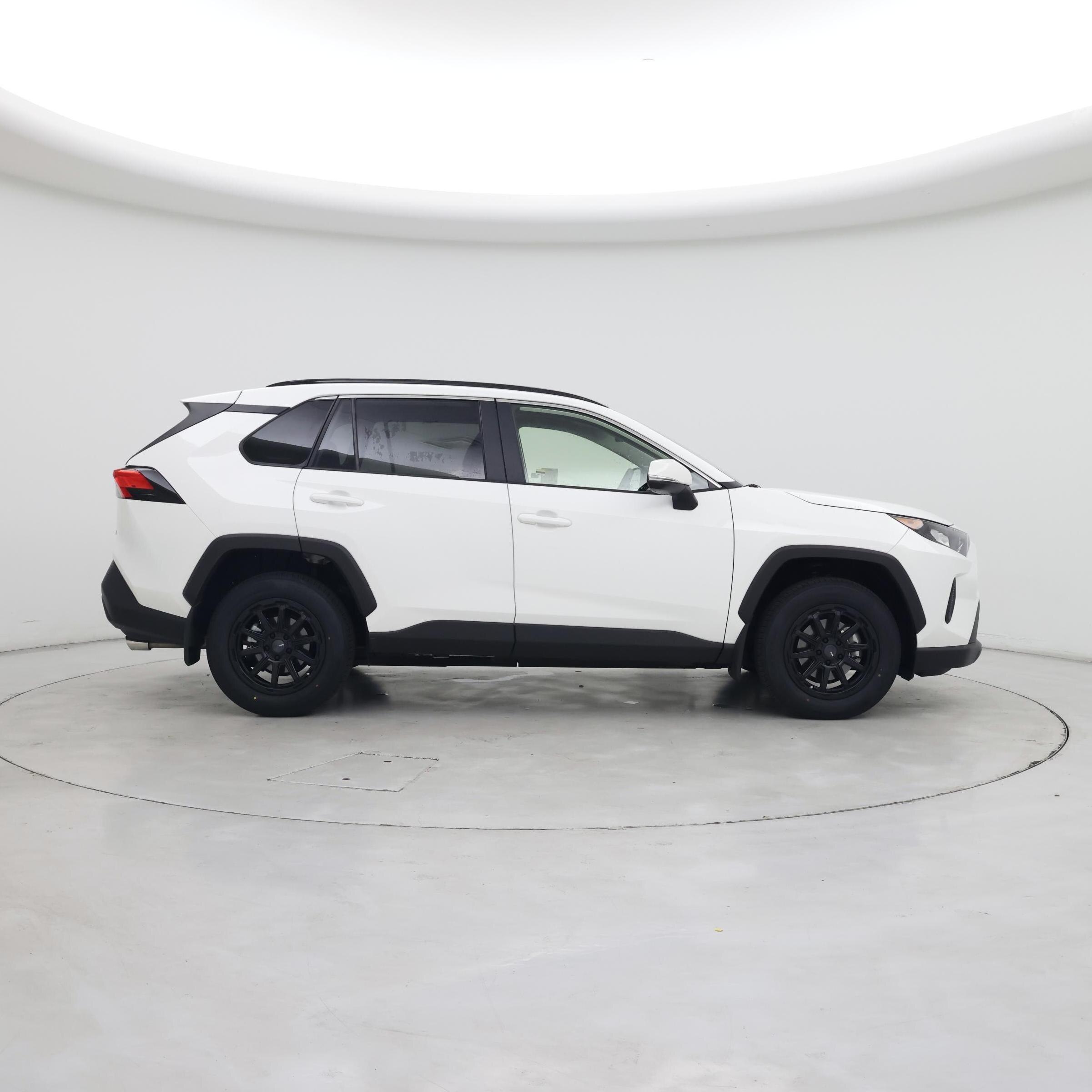 Thumbnail: 2019 Toyota RAV4 - 7