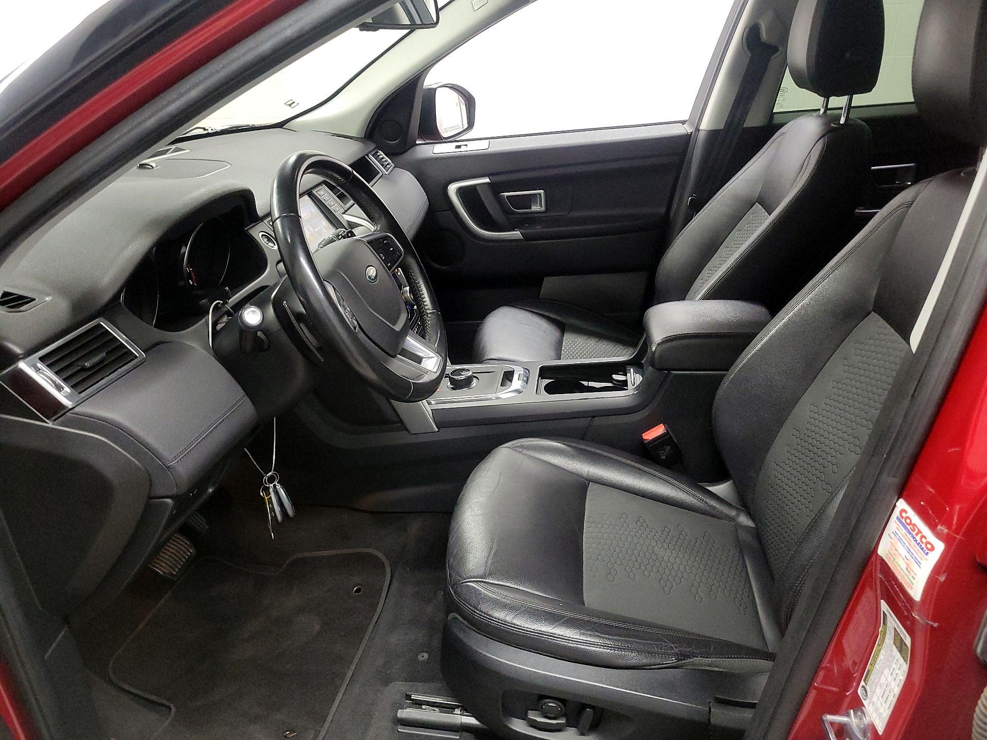 Thumbnail: 2019 Land Rover Discovery Sport - 11