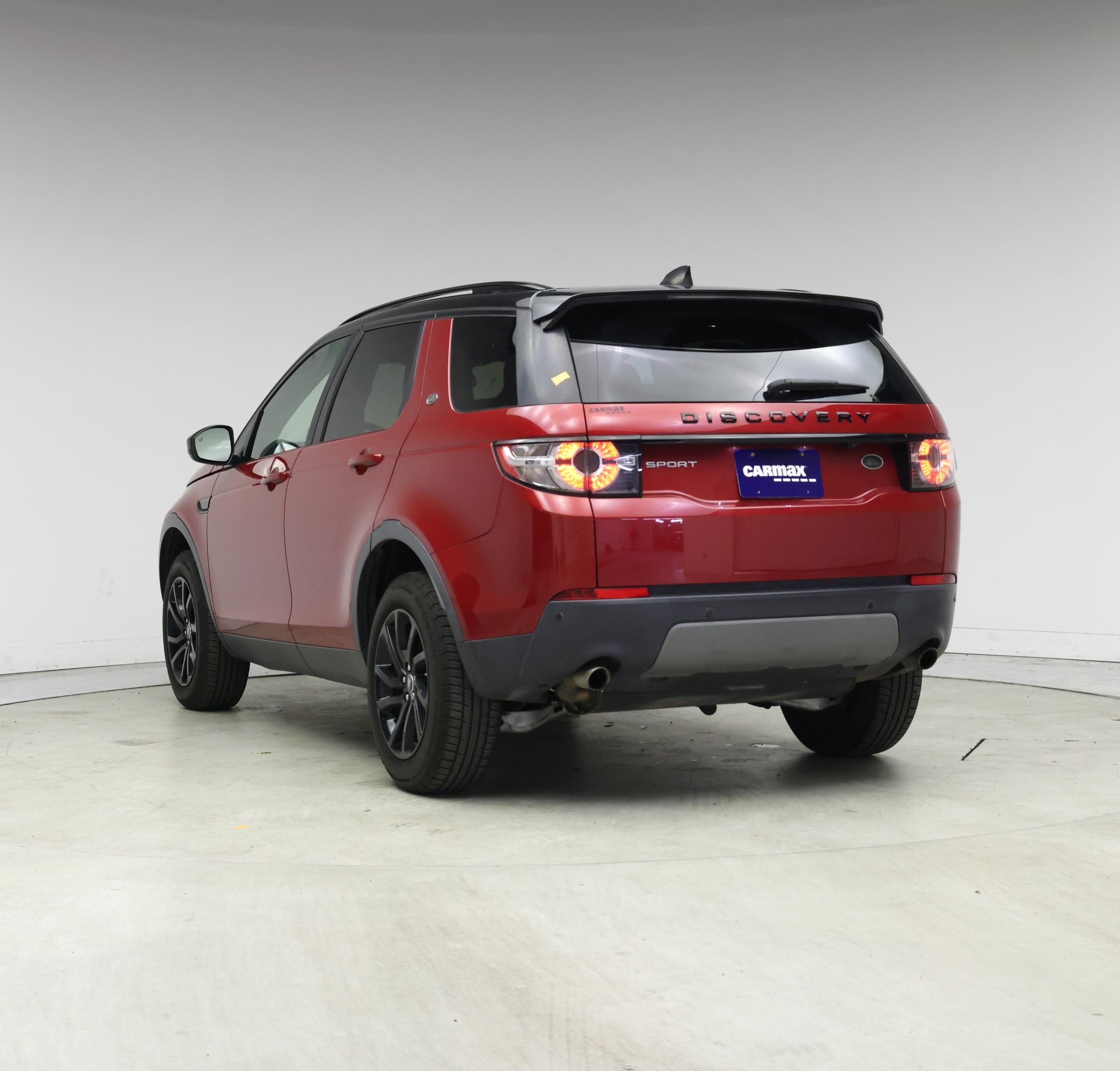 Thumbnail: 2019 Land Rover Discovery Sport - 2