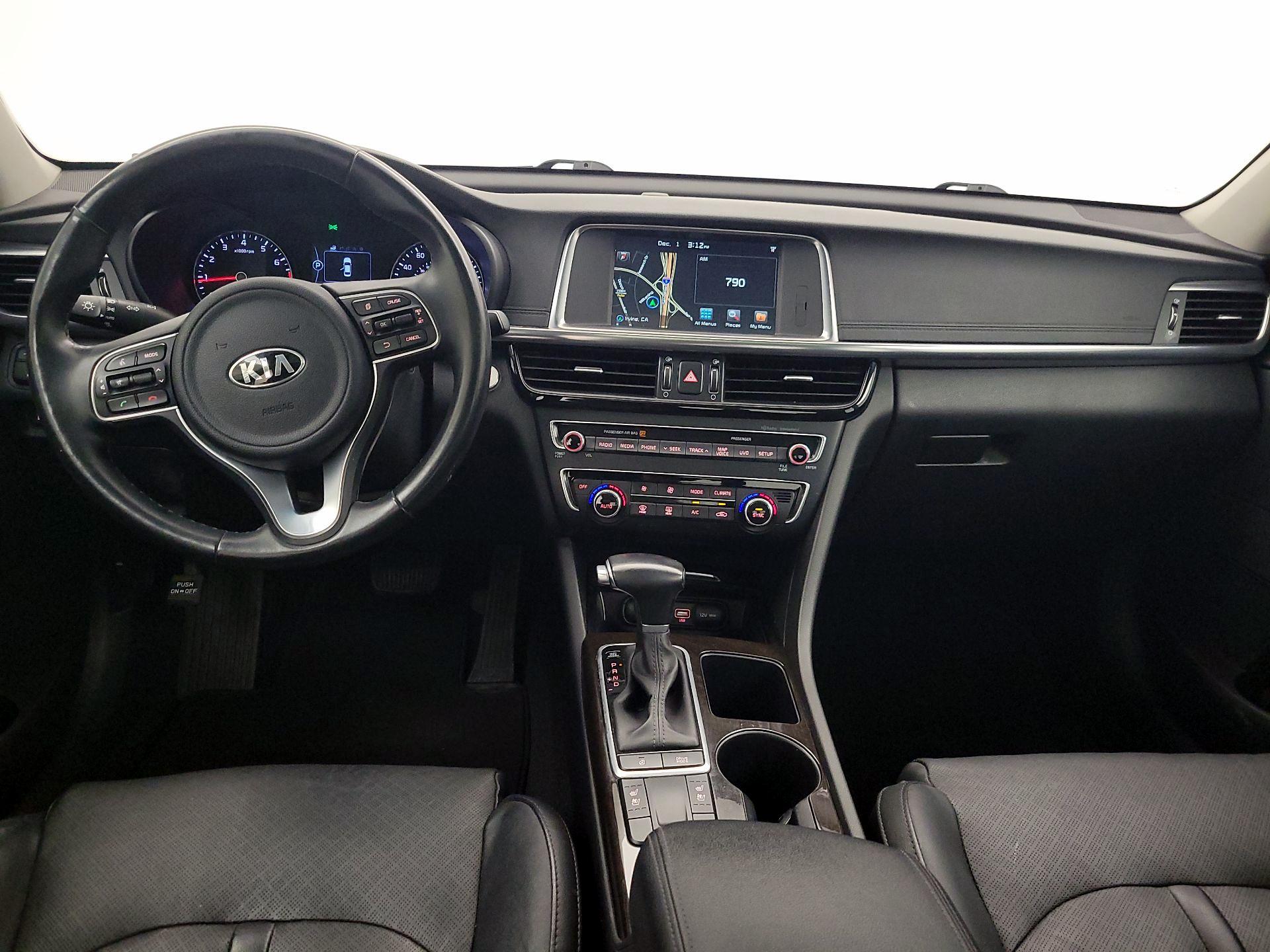 Thumbnail: 2017 Kia Optima - 9